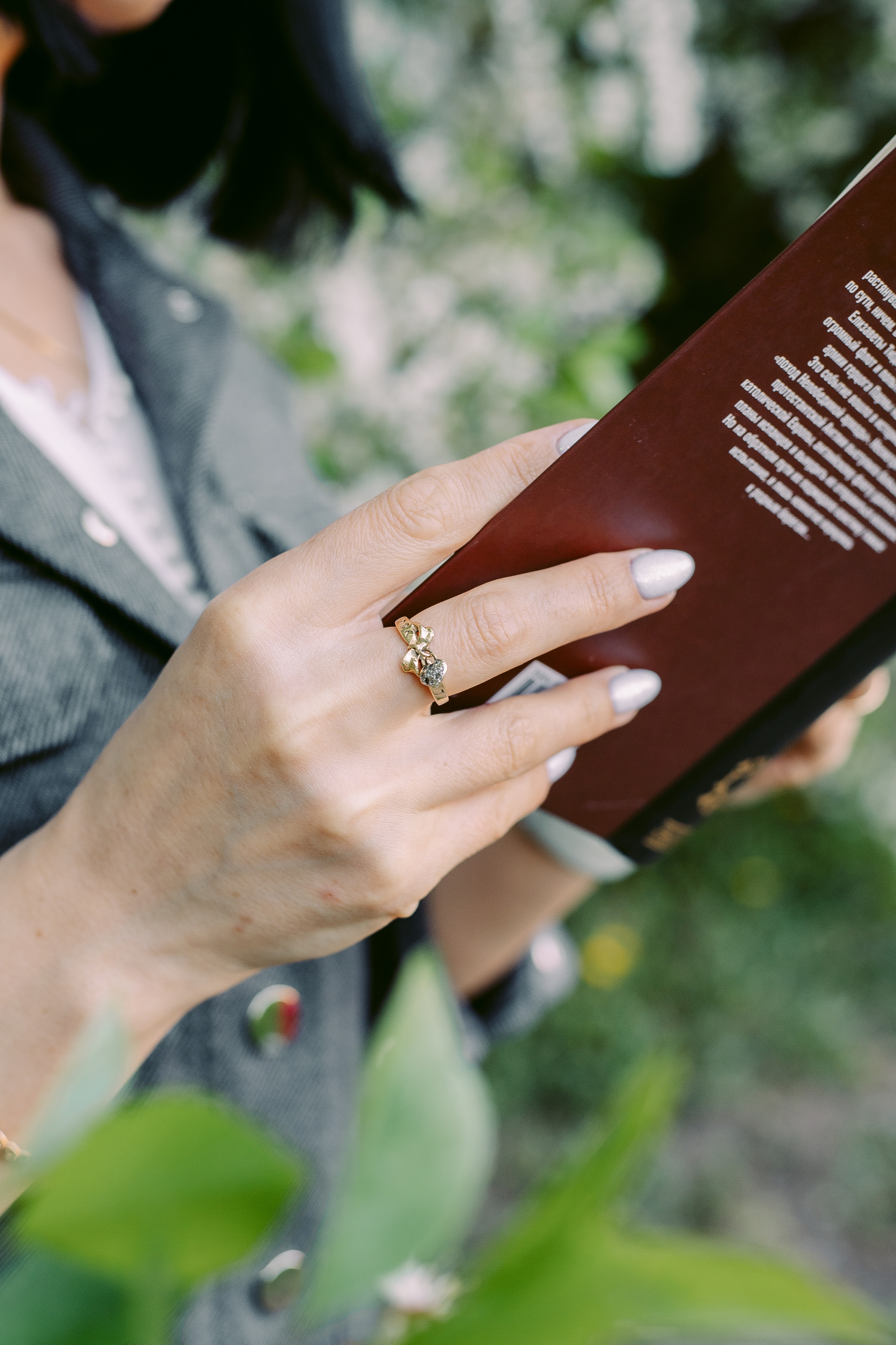 Фотосессия в цветущих сливах и черемухе. Фотограф в Санкт-Петербурге, Анна Скворцова