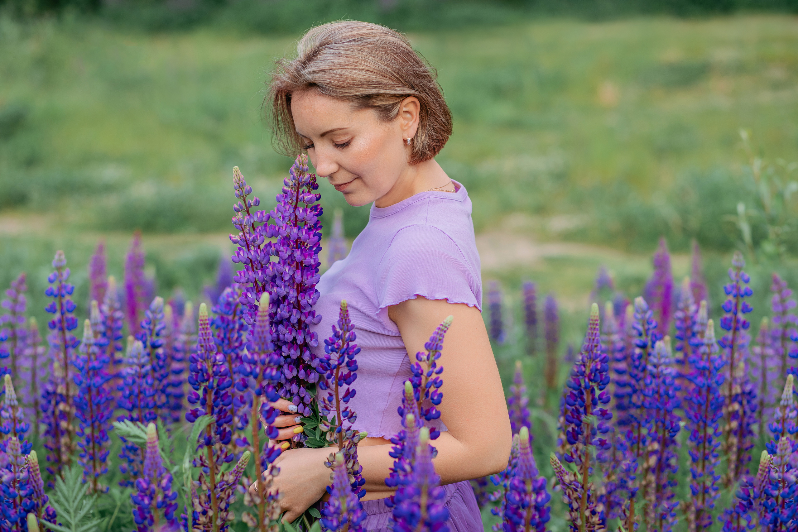 Образ на съемку с люпинами и сиренью. Фотограф в Санкт-Петербурге, Анна Скворцова
