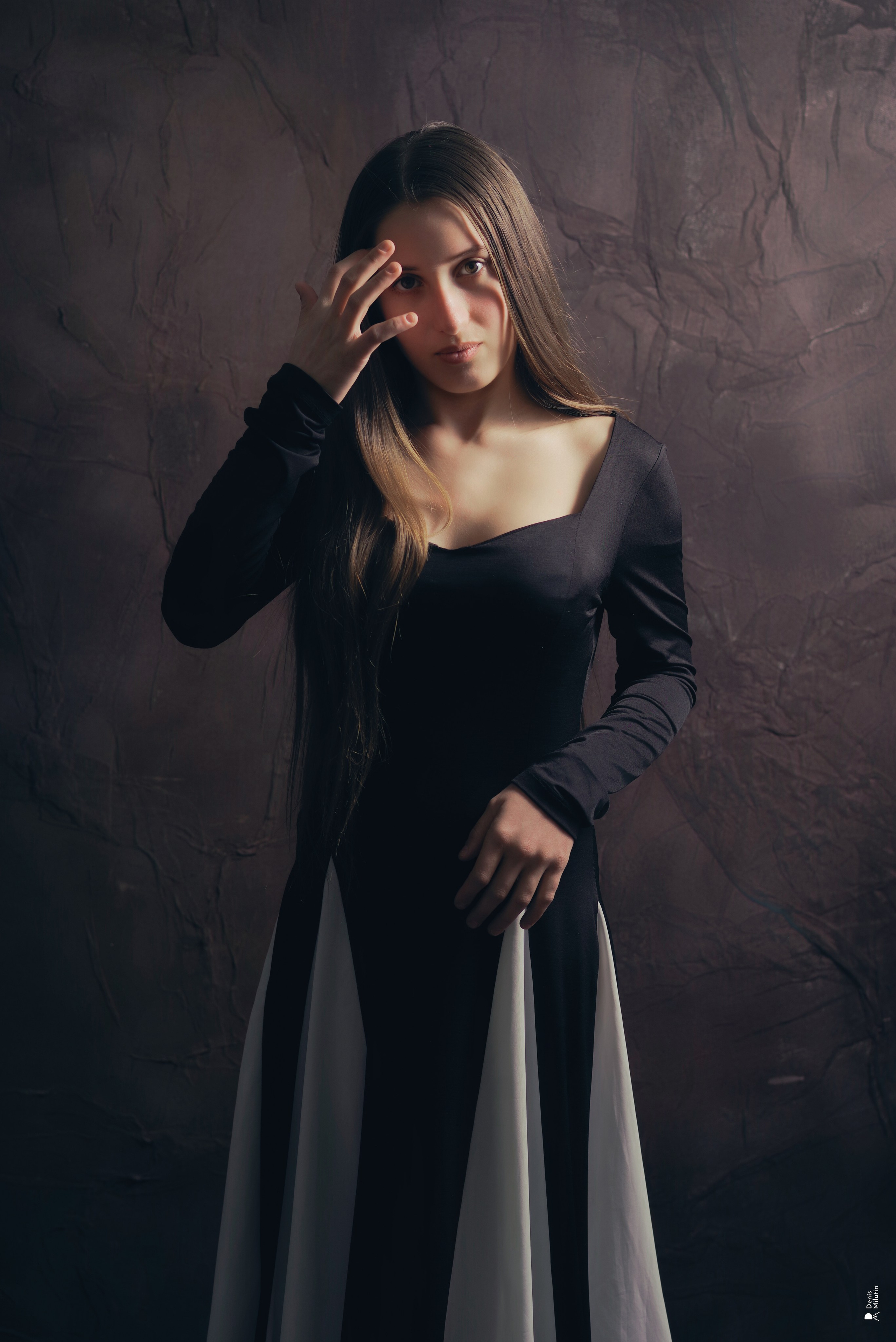 Танцоры лучшие модели — тем более в лучшей фотостудии-салоне платьев. Портретный фотограф Денис Милютин