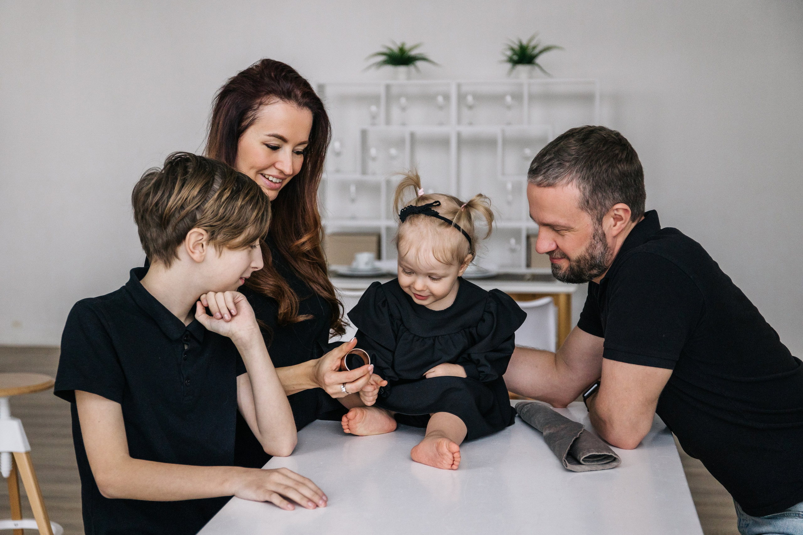 Настя, Леша, Андрей и Милана. Фотограф Харитонова Наталья