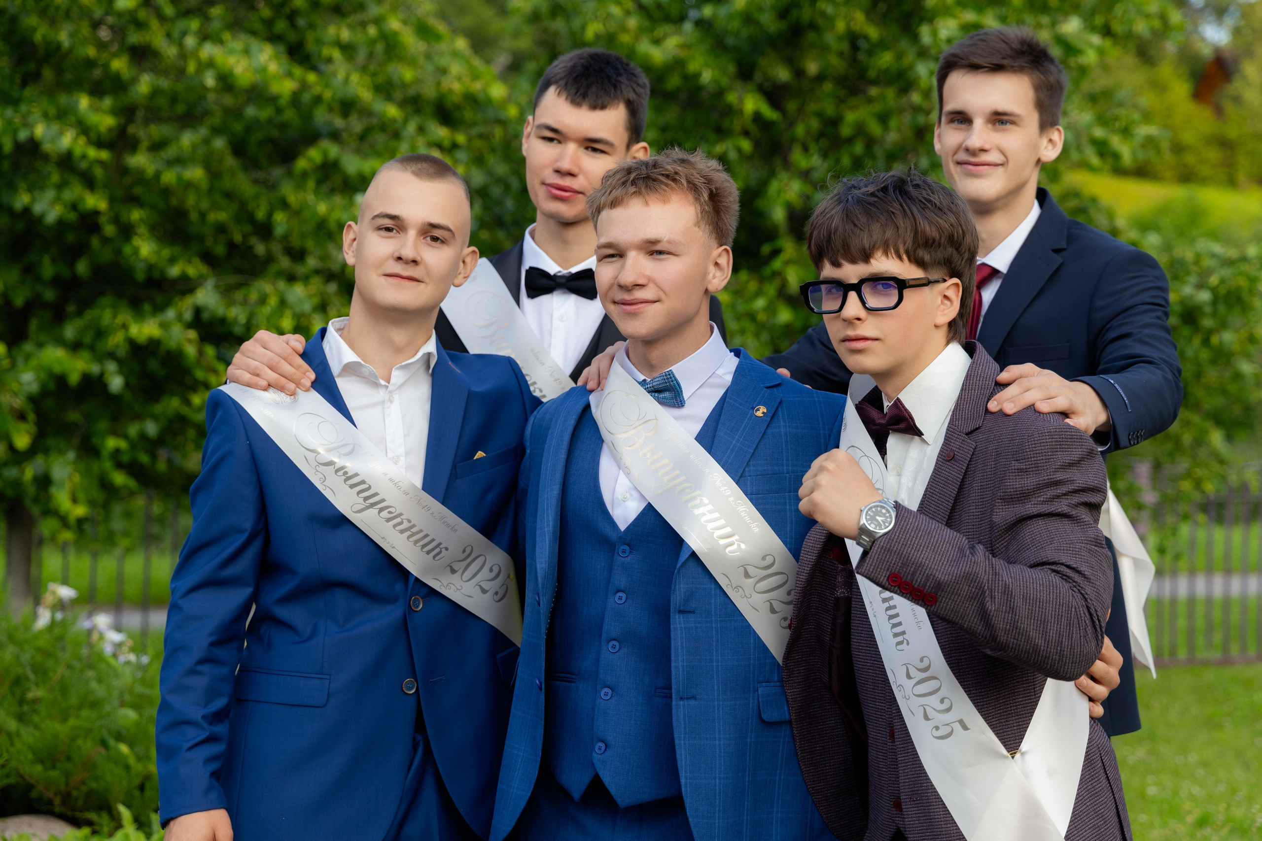 Школьный выпускной 2025 год в Минске, Беларуси. Свадебный фотограф в Минске/Беларуси Сергей Спиридонов