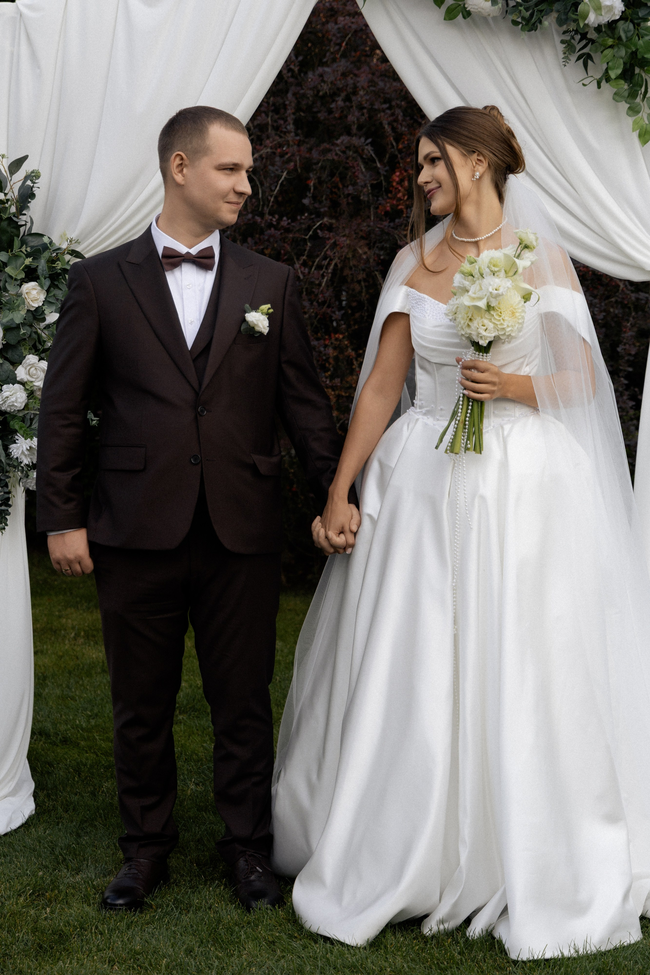 Свадебная фотосессия Анастасии и Игоря в Усадьбе Легенда. Свадебный фотограф в Минске/Беларуси Сергей Спиридонов