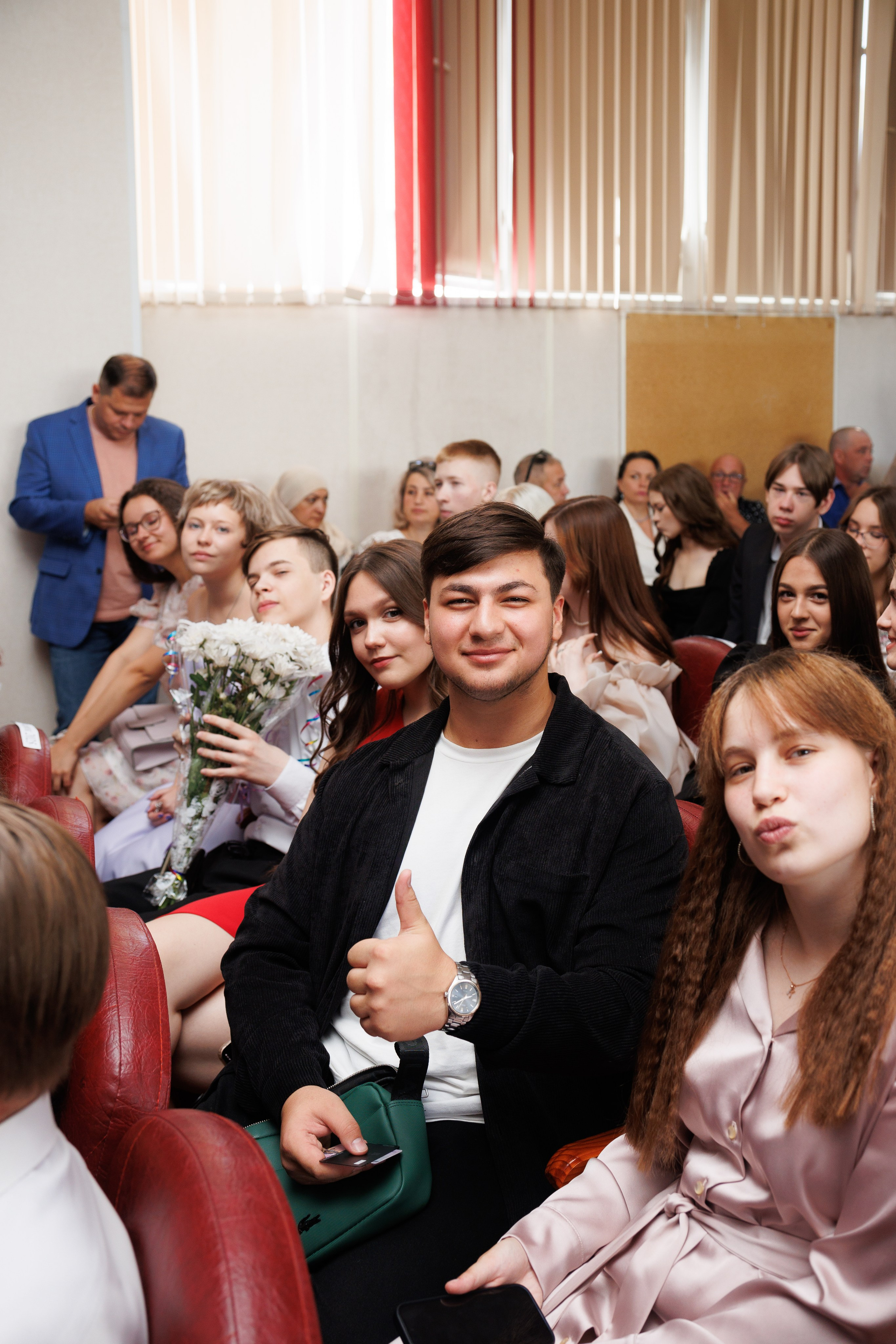 Вручение аттестатов. Свадебный и семейный фотограф в Новосибирске Ирина Дорошкова