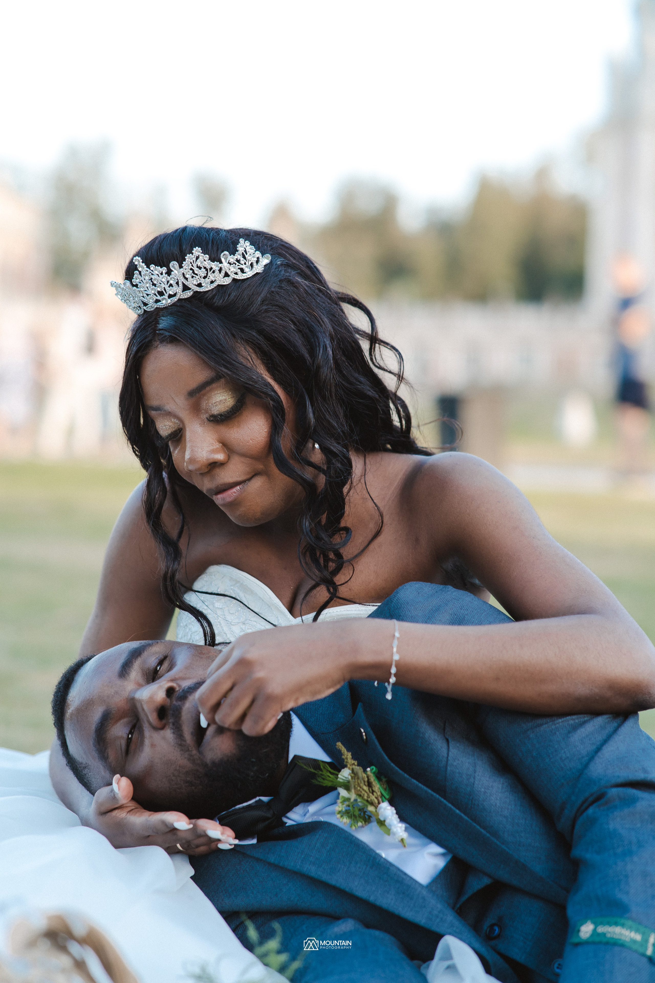 Synthia and Jospin Part 2. Я занимаюсь событийной, свадебной, товарной, студийной… фотографией