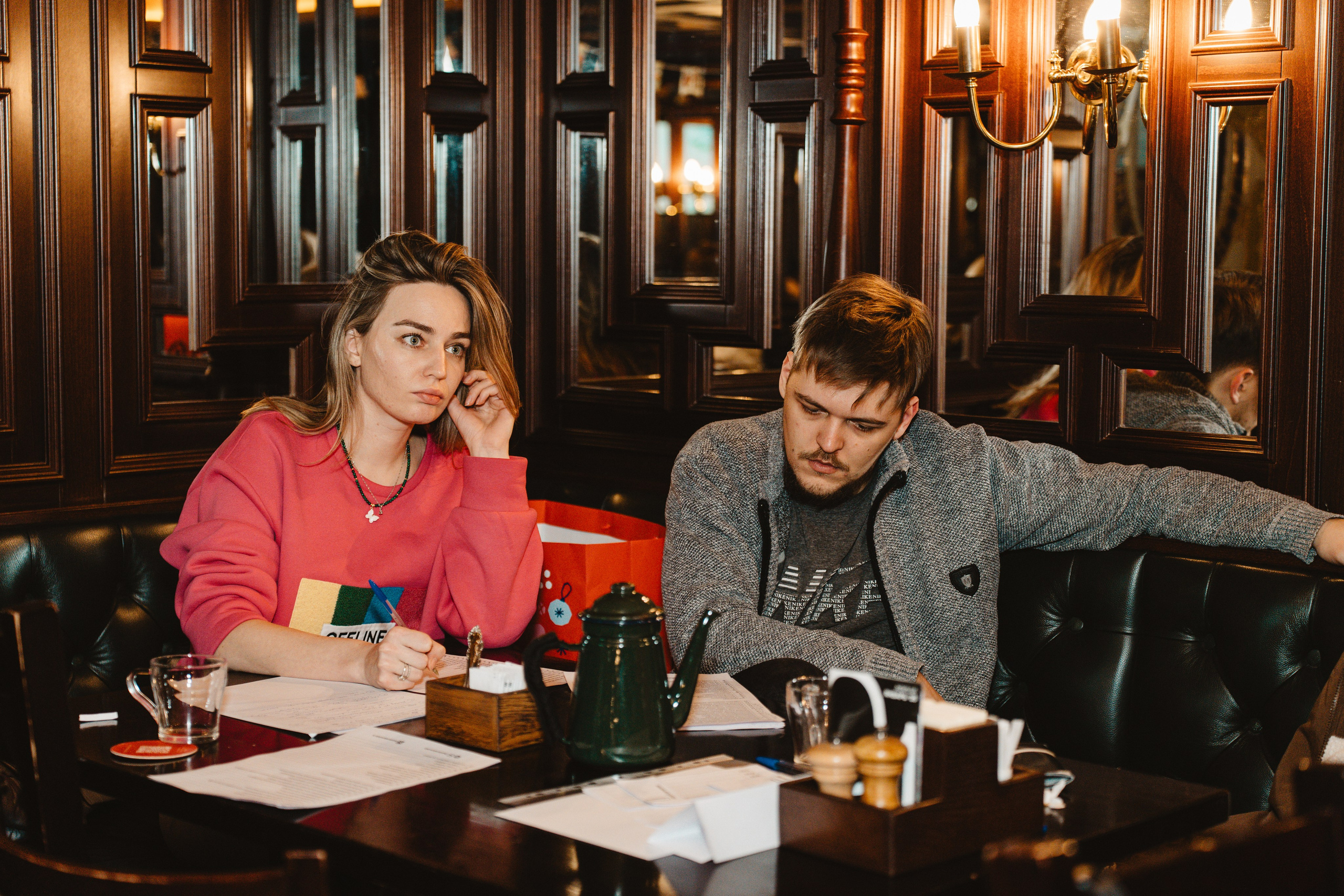 Intellectual games. Я занимаюсь событийной, свадебной, товарной, студийной… фотографией