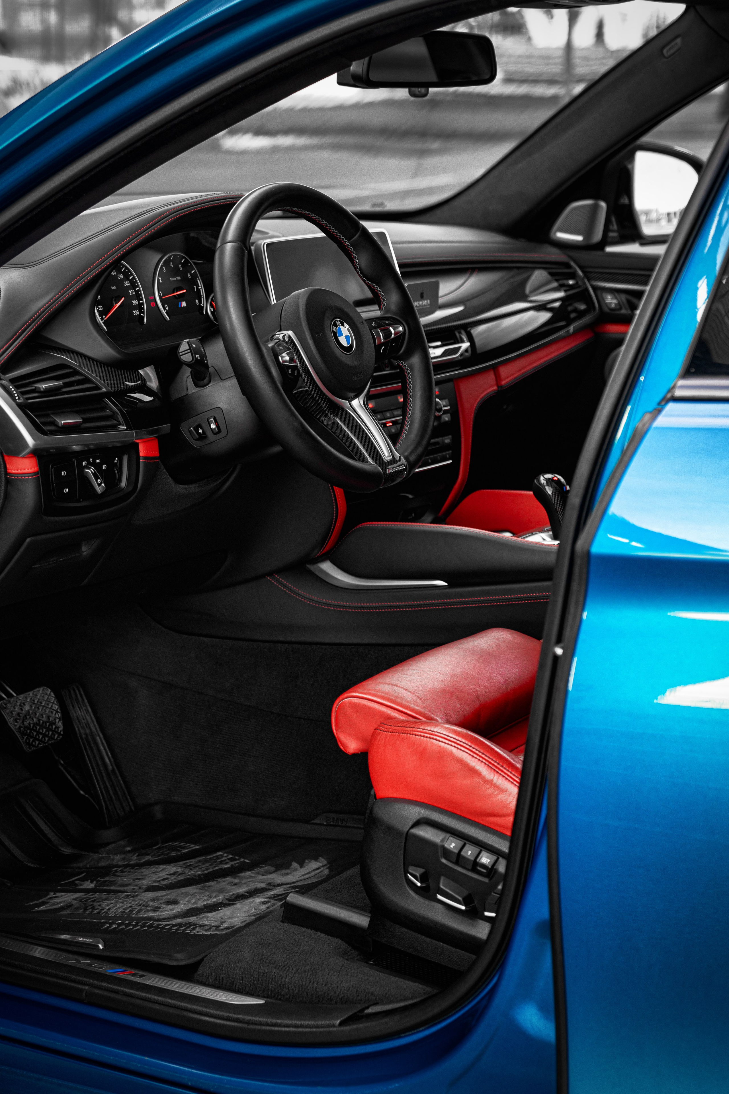 BMW X6M. Антон Незримый | Фотограф в Санкт-Петербурге