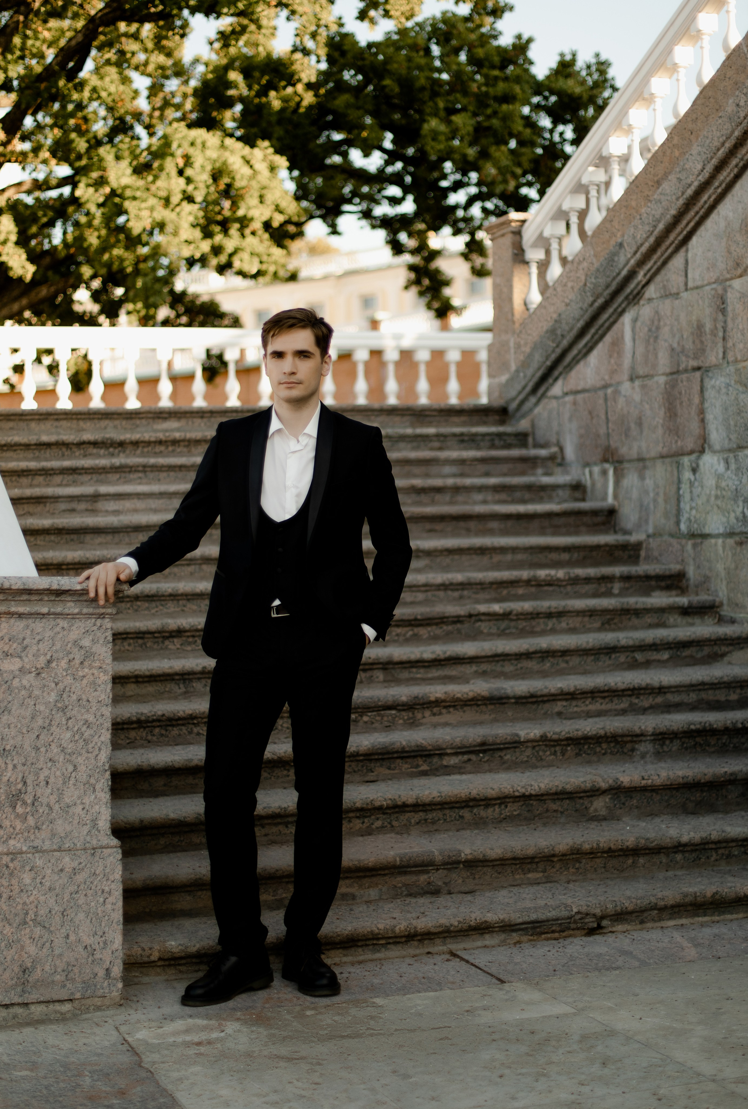 Свадебная прогулка в Ораниенбауме. Свадебный и портретный фотограф в Миассе Филиппенко Дарья