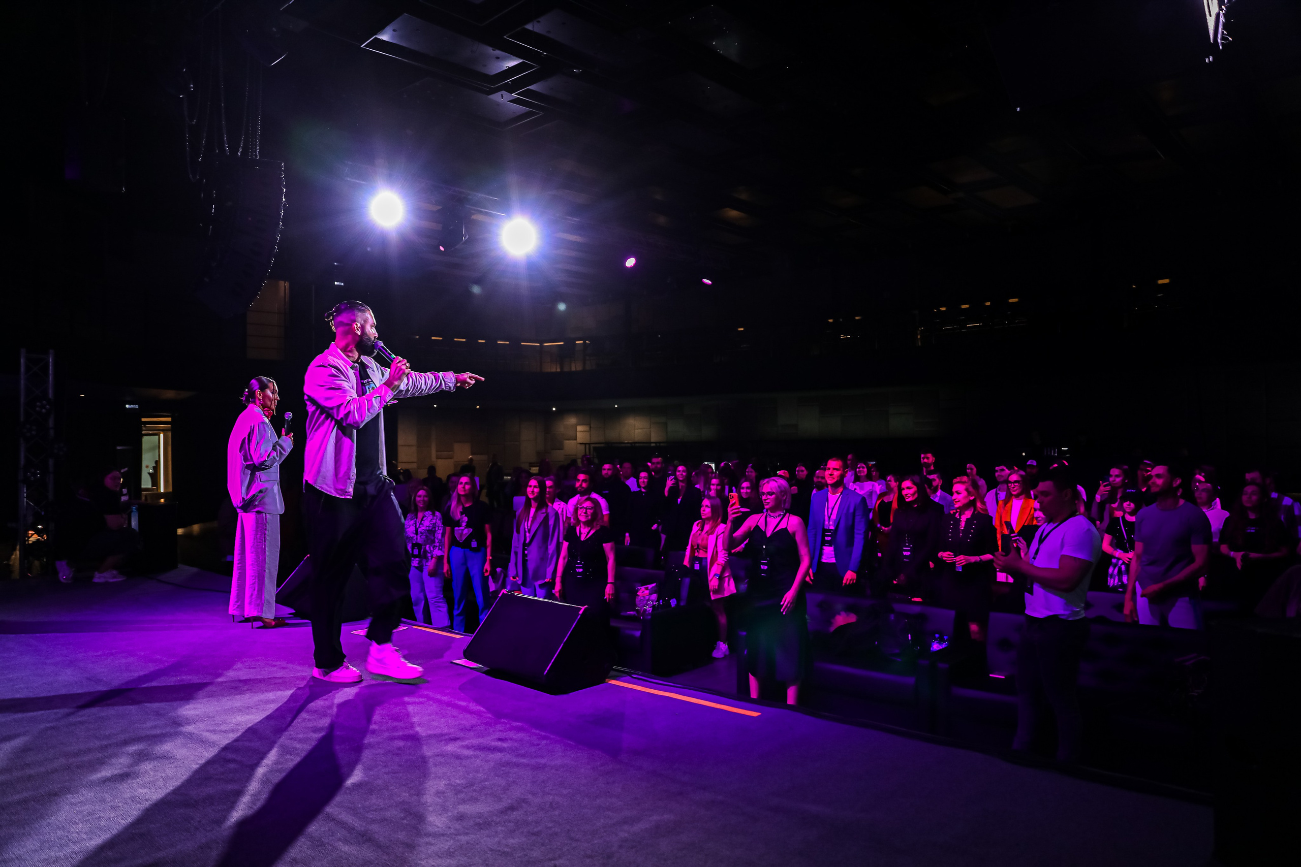 REELS CONTENT — НЕТВОРКИНГ. Photographer Viktoriya Markushina «My world throug»