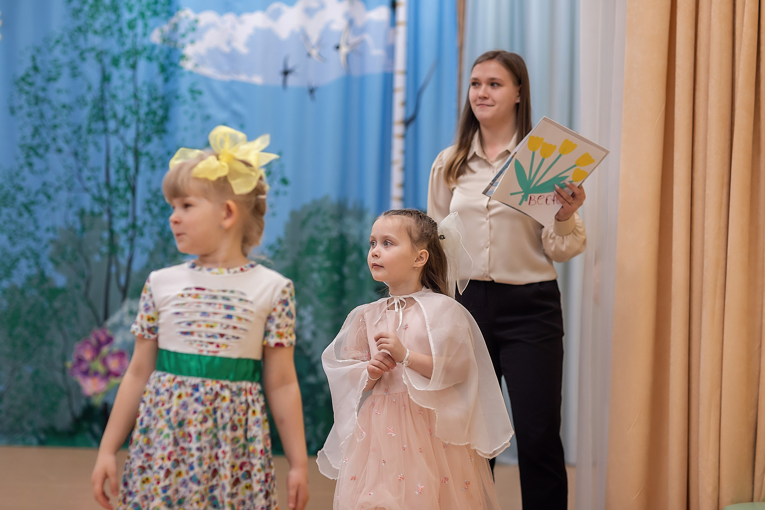 Весенний утренник_старшая группа_2025. Семейный фотограф в Санкт-Петербурге