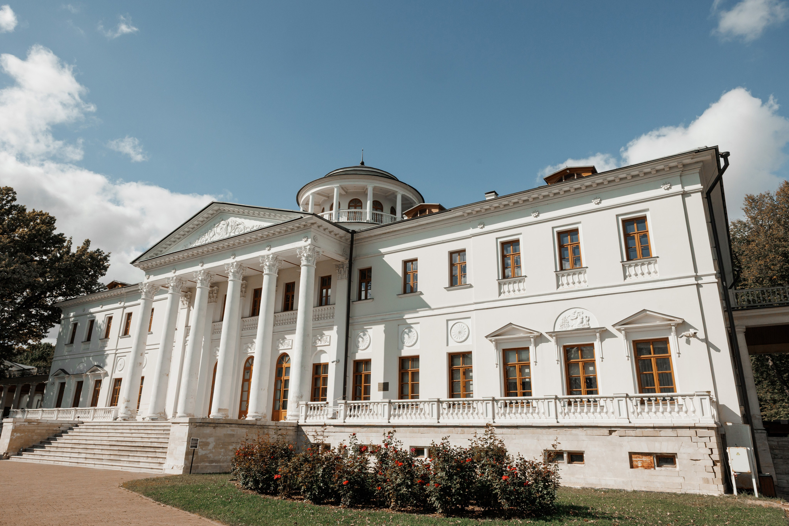 Регистрация и прогулка в Остафьево. Свадебный и репортажный фотограф (Москва, Королев и другие)