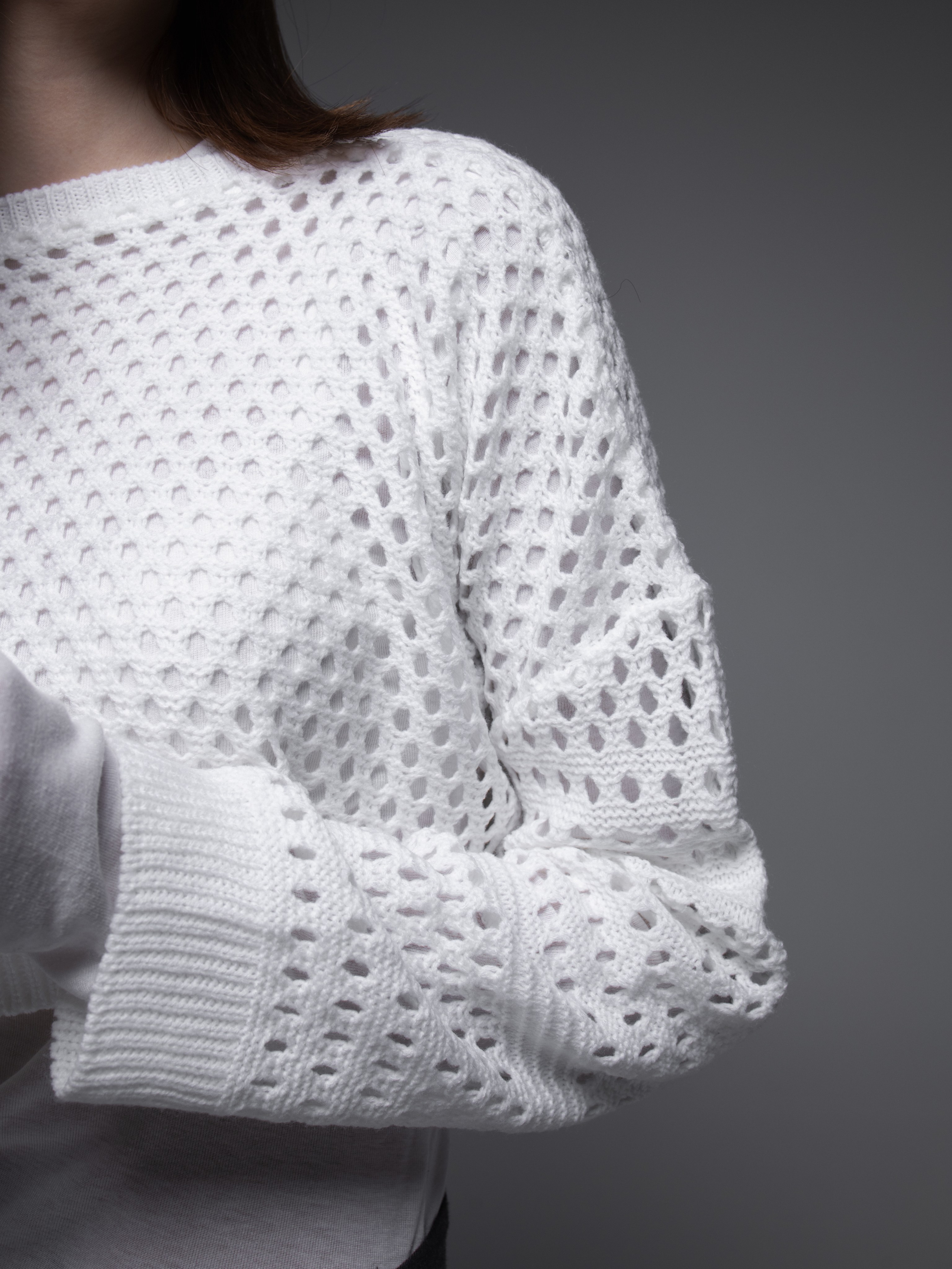 КАТАЛОГ | серый фон. RUNA production — стильные съемки для брендов