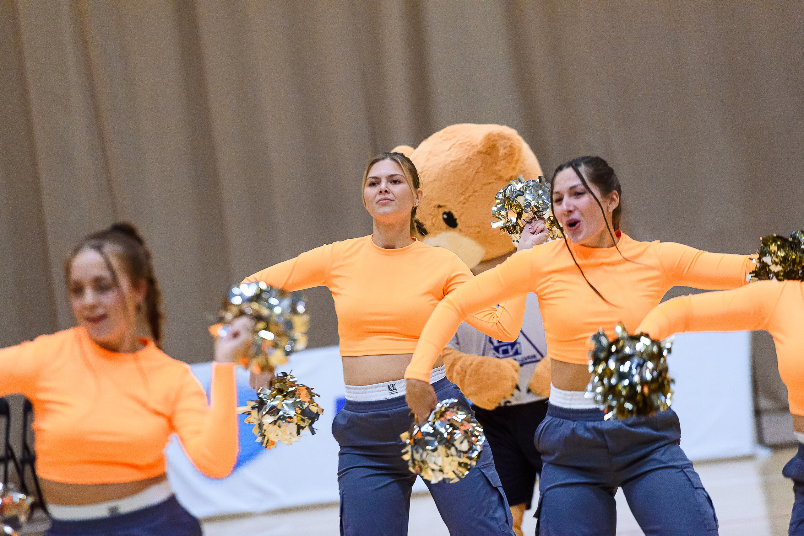 Высшая лига по футзалу — Сезон 2024-2025 — 2ой тур. Репортажный фотограф в Кемерово