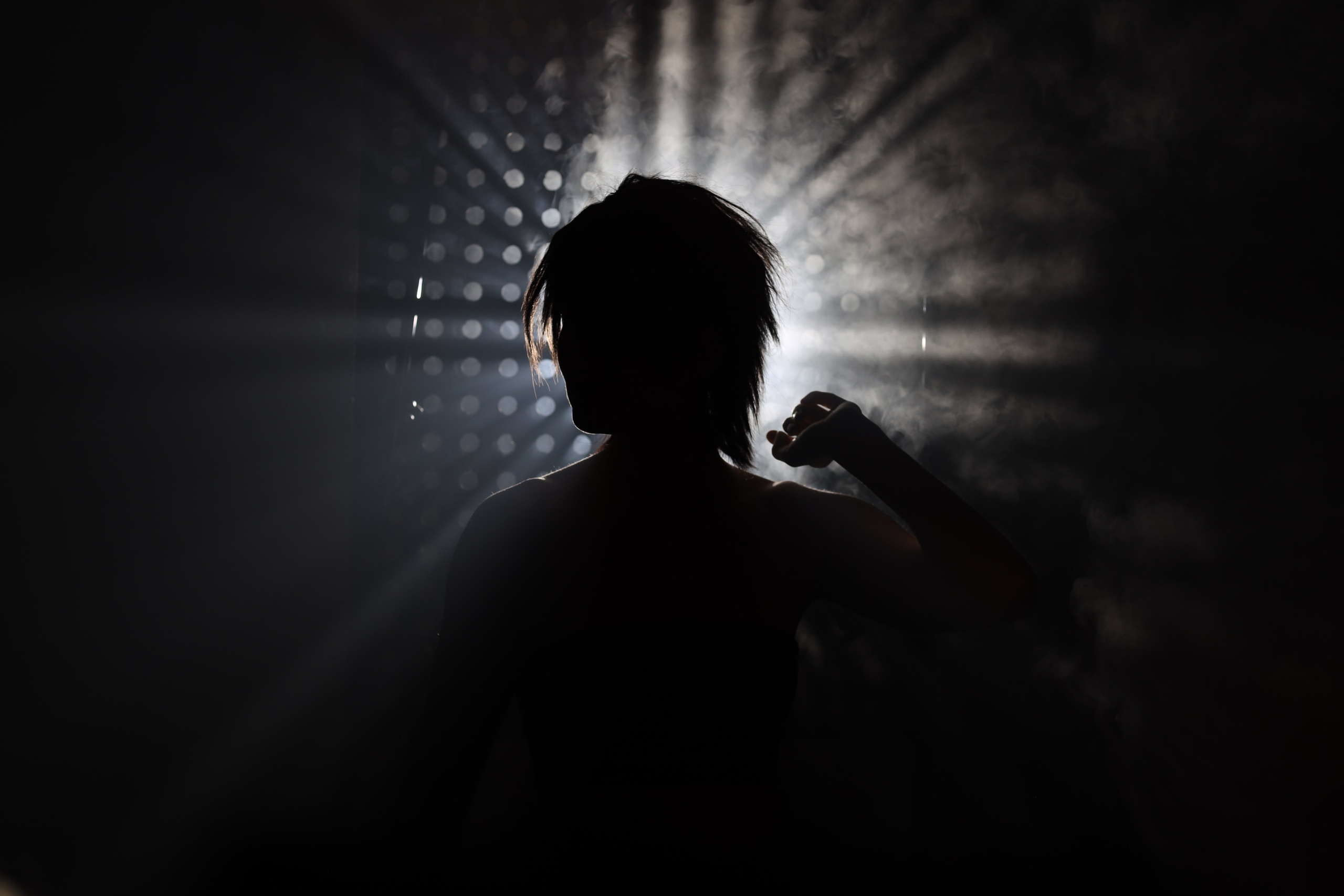 Дым и свет. Съемка в студии под ваш запрос, студийные съемки, фотографии архитектурных объектов — Александр Евстигнеев — фотограф Москва