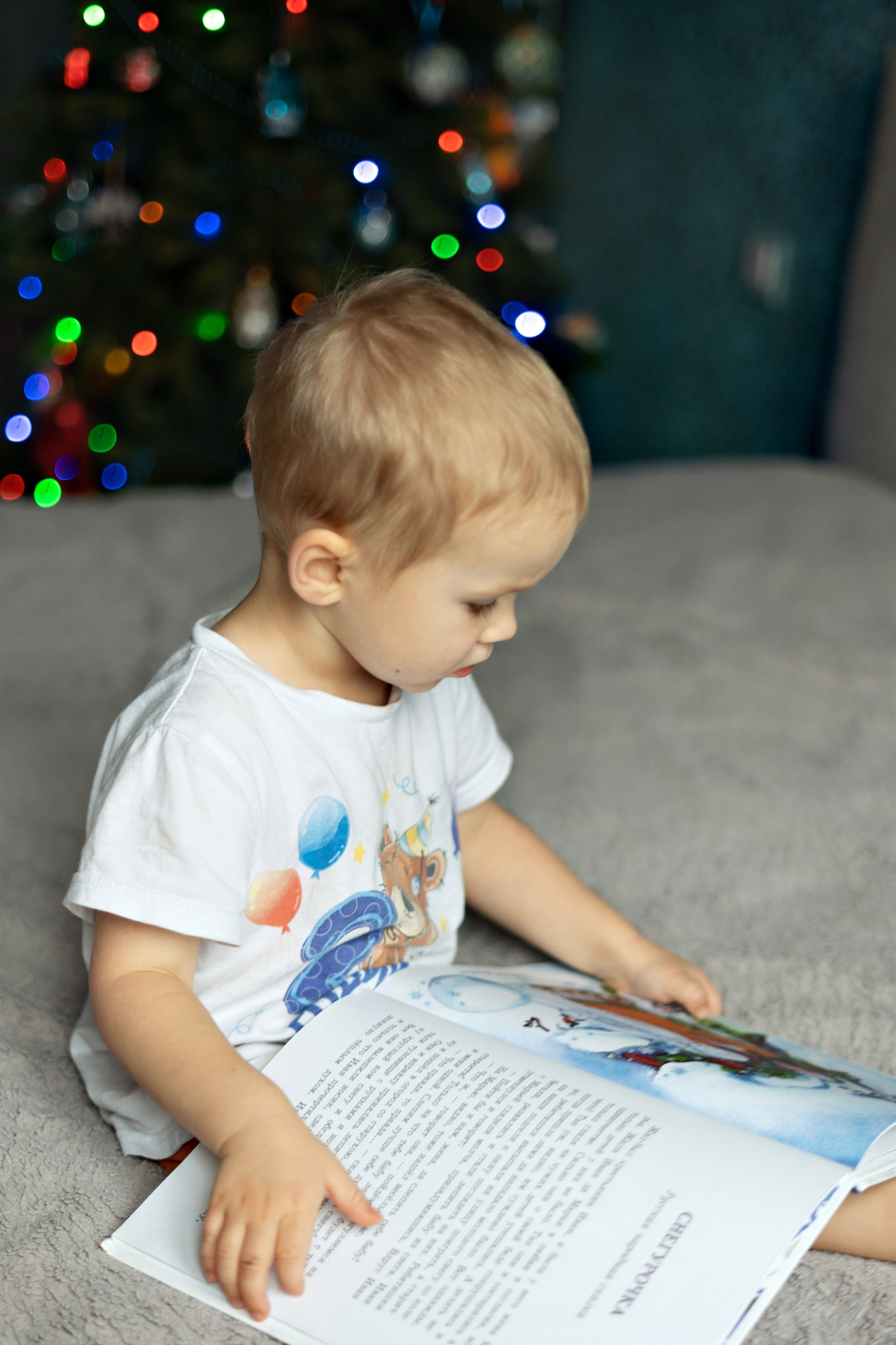 Новогодняя домашняя фотосессия (комната в квартире 14 кв.м). Семейный и детский фотограф в Москве Екатерина Офицерова