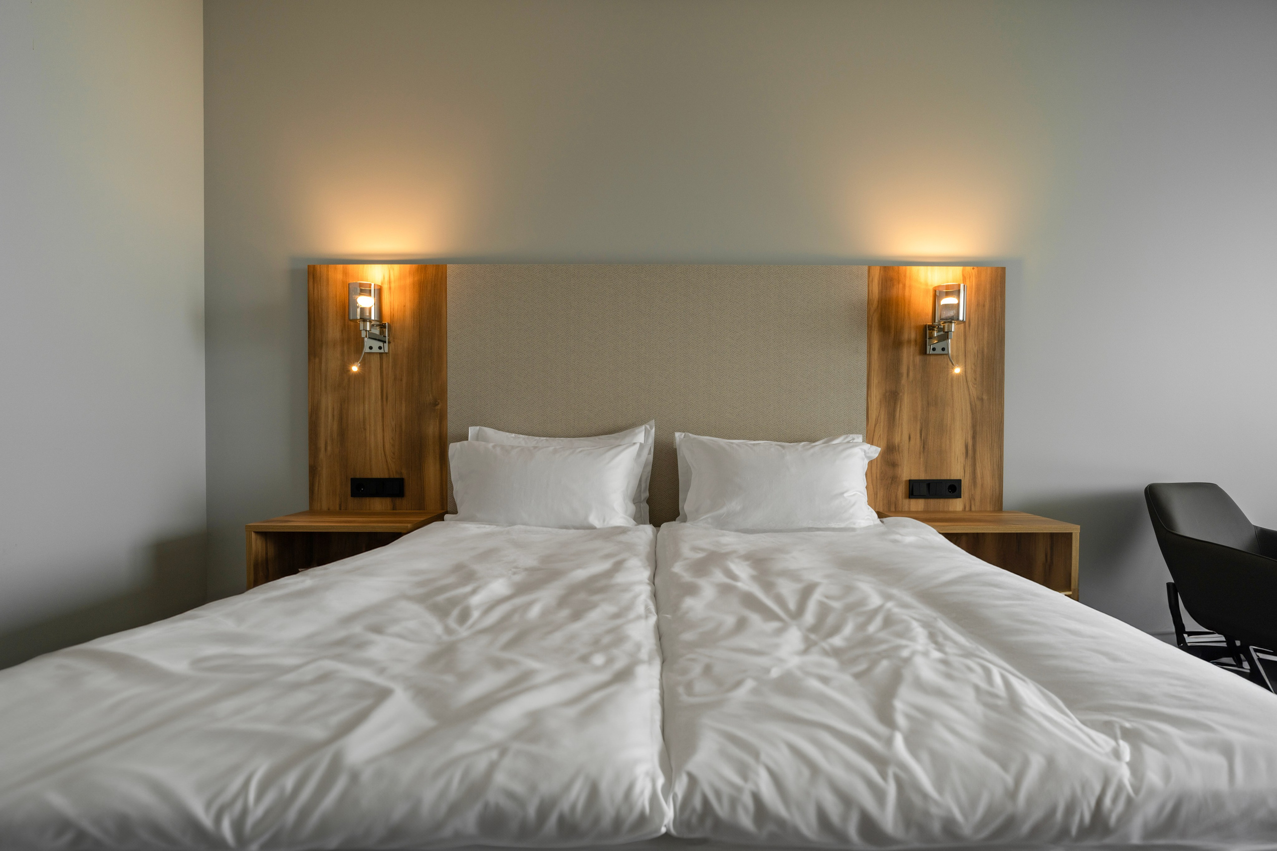 Отель Юпшара. Главная