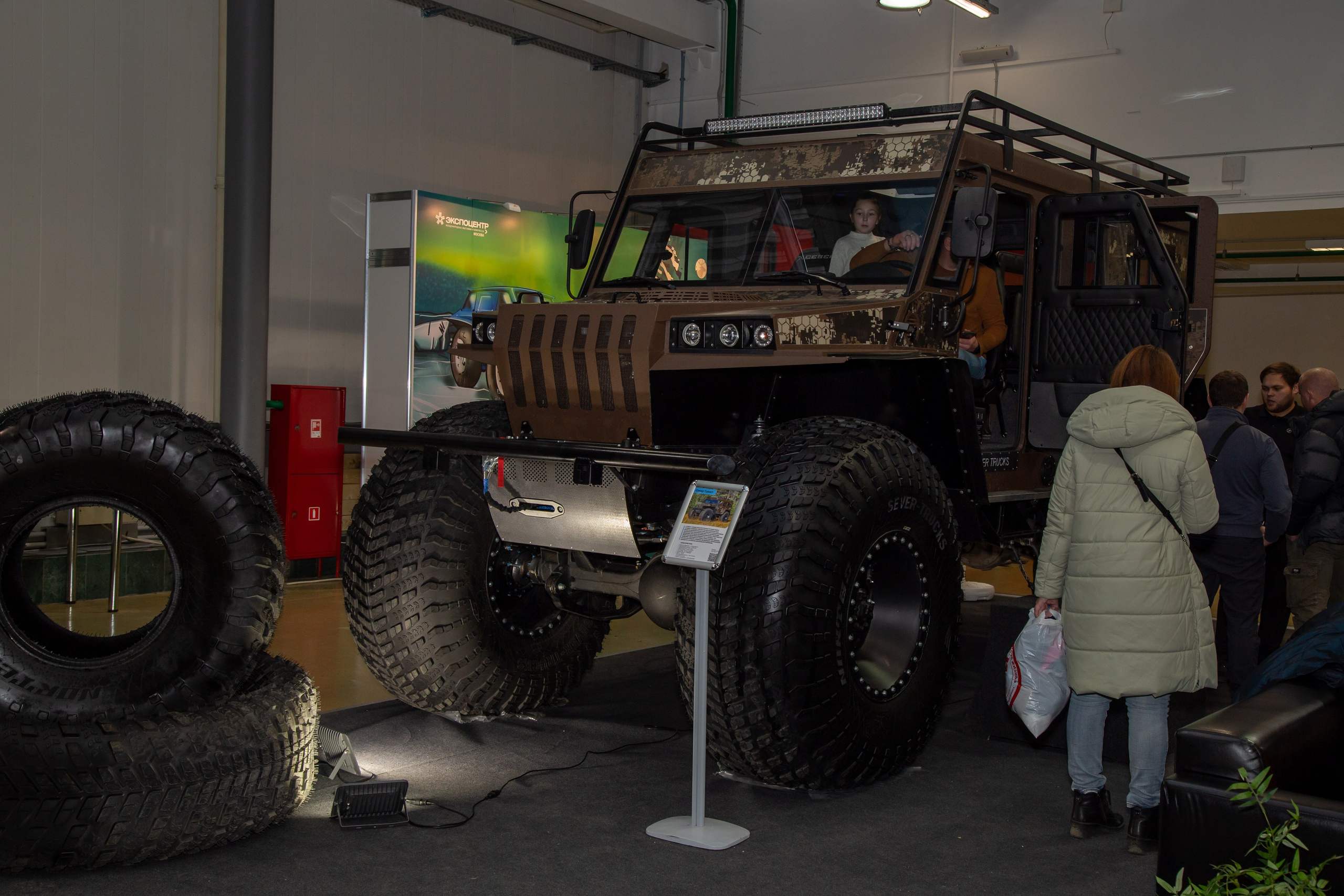 Фотопрогулка по выставке Поехали 2022. «Студия DRONAVT`s» — видеосъёмка и фотография г. Москва