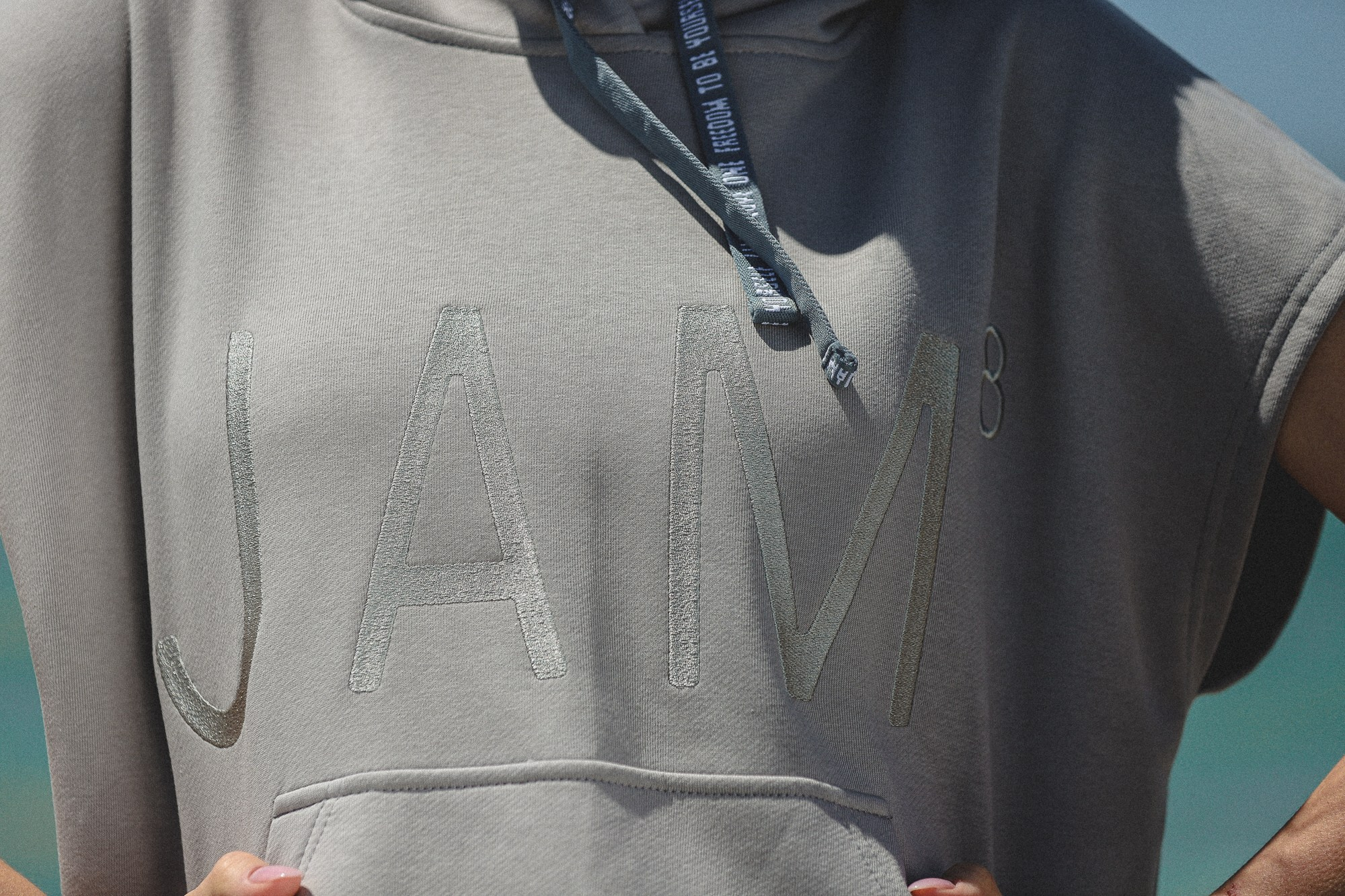 Лукбук бренда J8. Репортажный и fashion фотограф в Москве Сергей Бардин