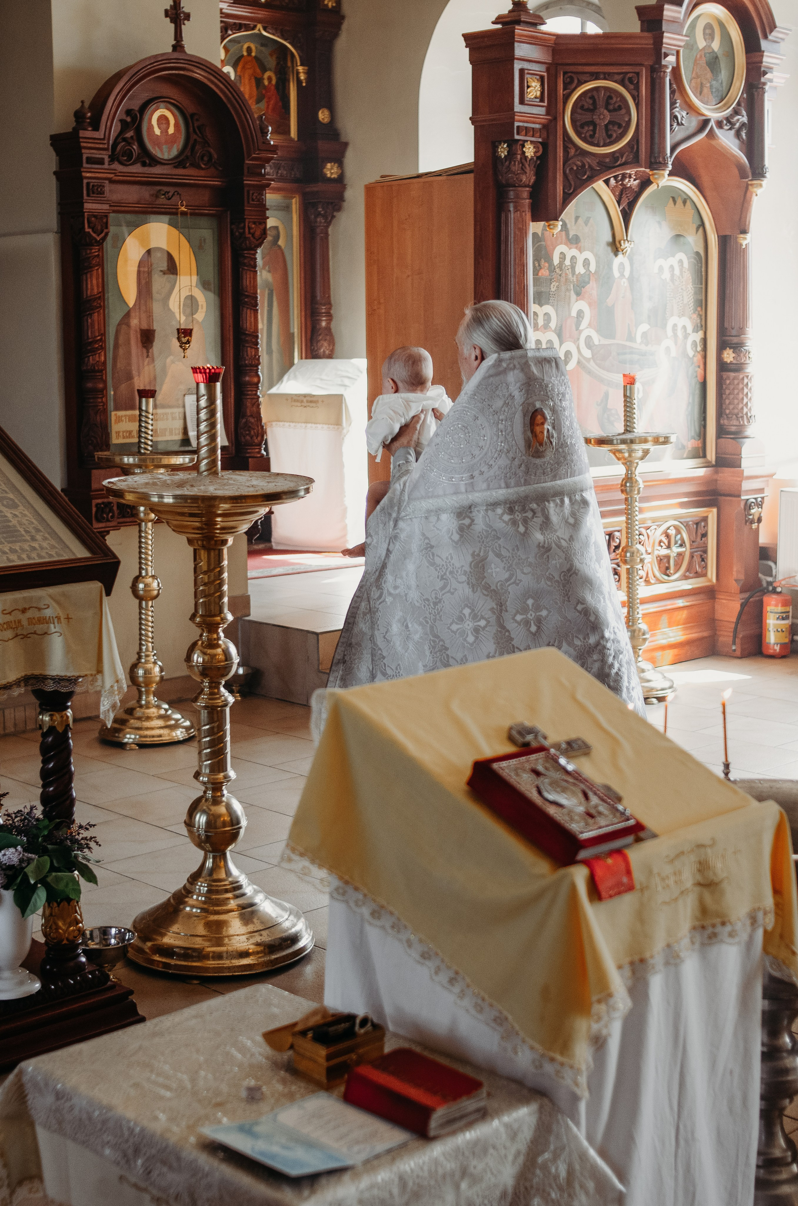 Таинство крещения Лев. Семейный фотограф Москва, Люберцы, Петрозаводск