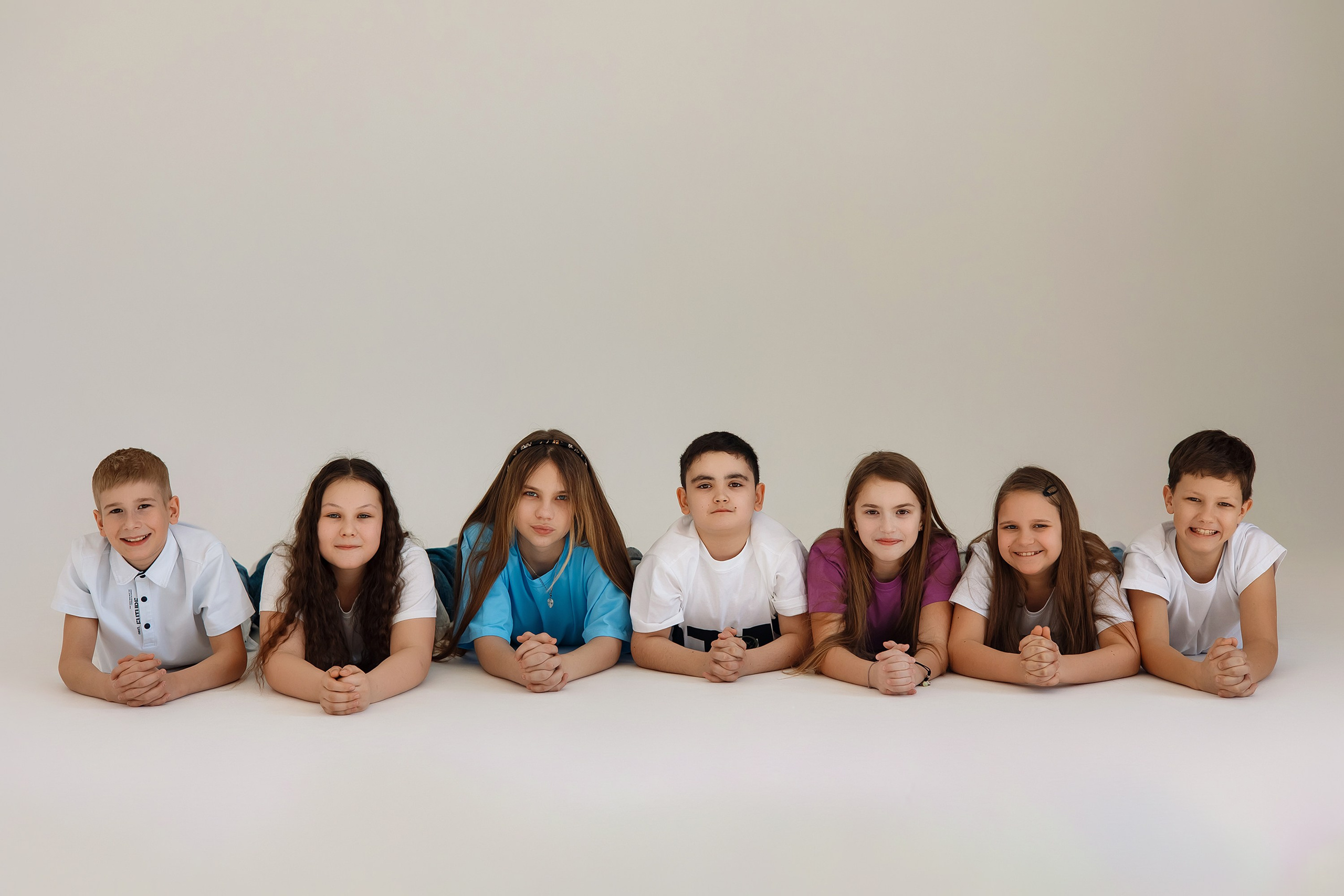 4 класс съемка в фотостудии. Фотограф Любовь Корниенко, Примоский край