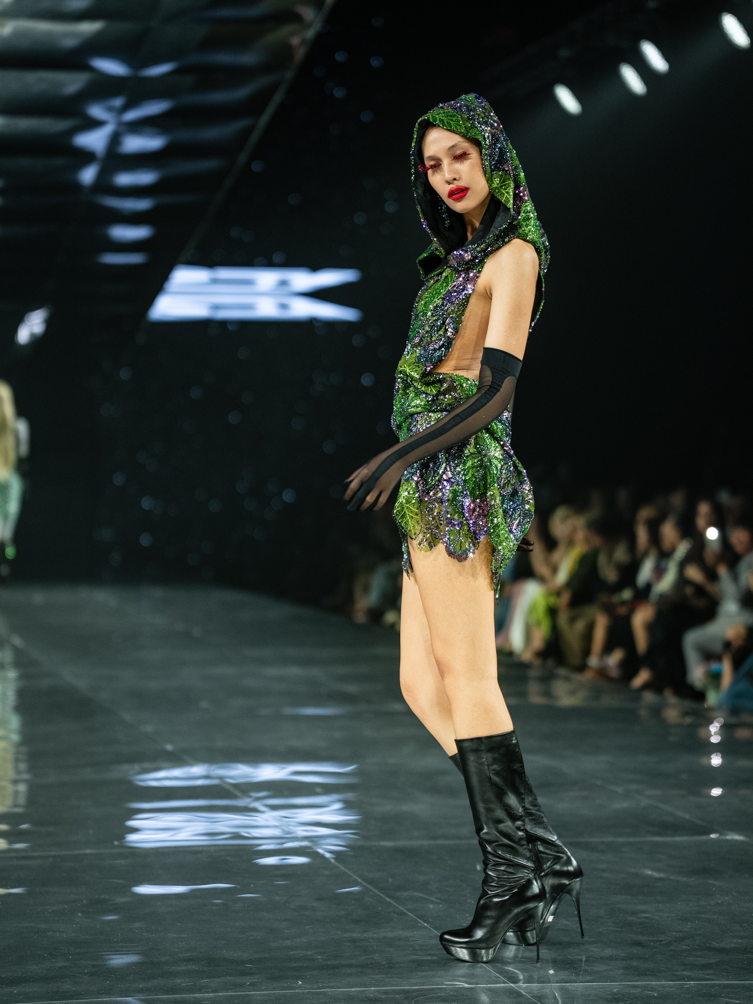 Visa Fashion Week YESYES. Сайт Алматинского НЮ АРТ, будуар и фэшн фотографа Дениса Карпенко