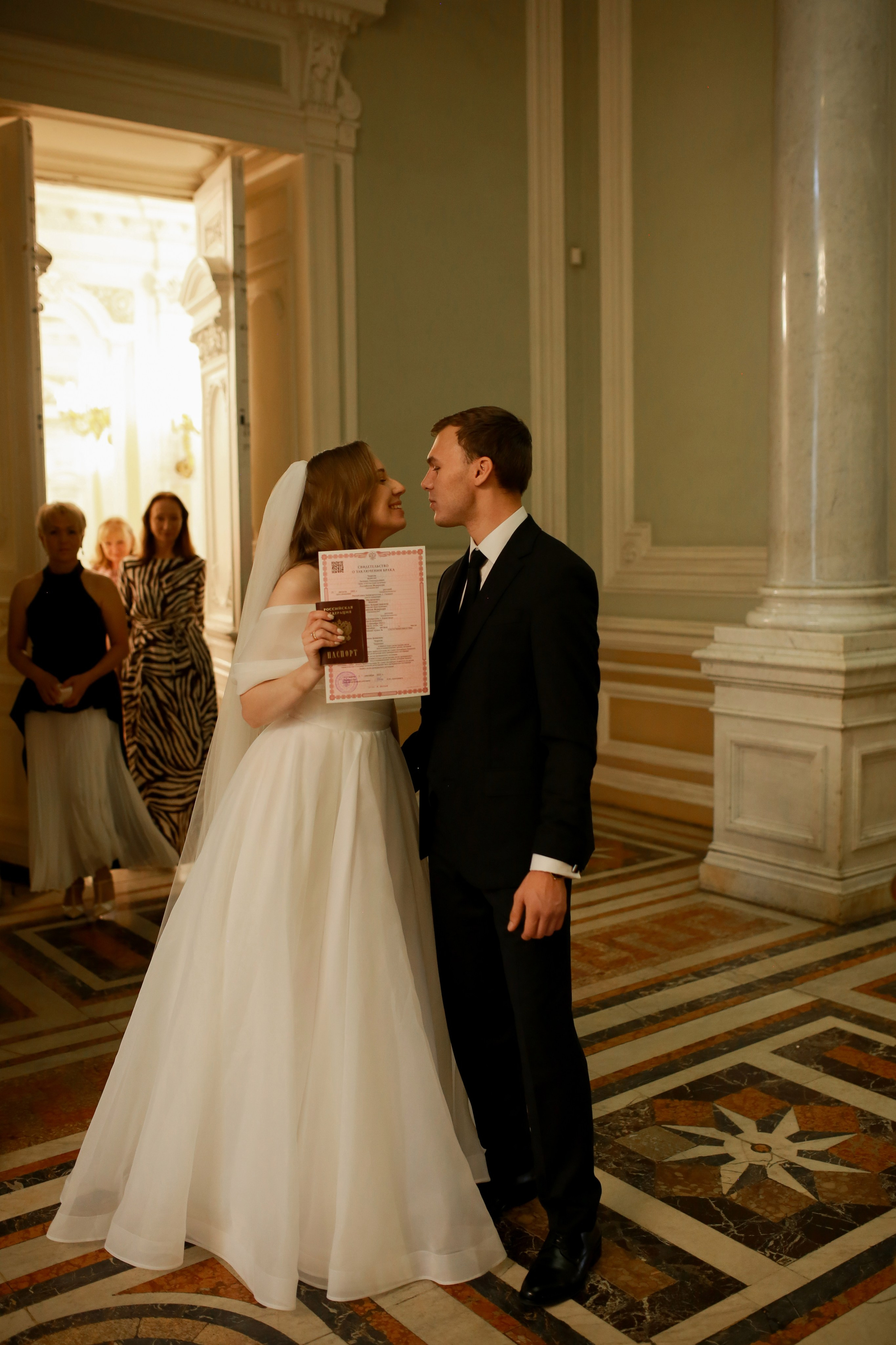 ЗАГС. Репортажный и портретный фотограф Полина Ершова