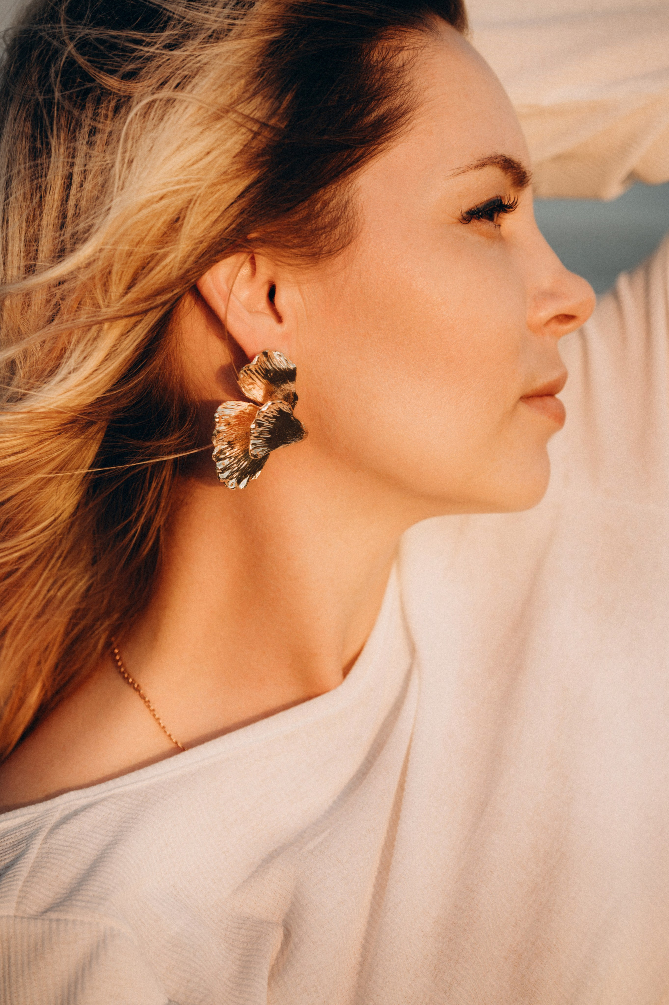 Нежная Галина в красивом закате. Мариуполь фото. Фотограф Мариуполь.Индивидуальные съёмки. Детские, семейные, коммерческие