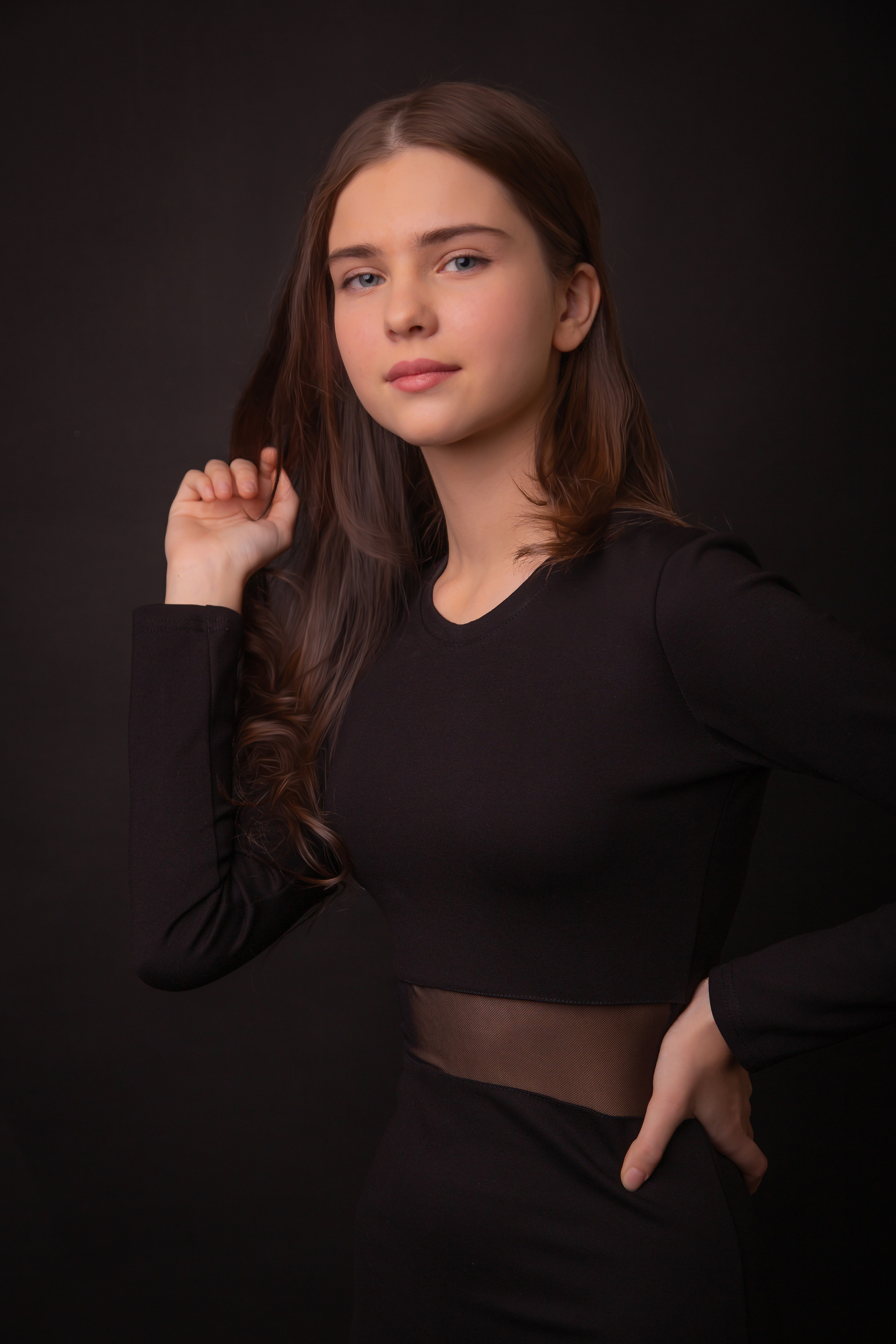 Black. На каждом снимке всегда два человека: фотограф и зритель