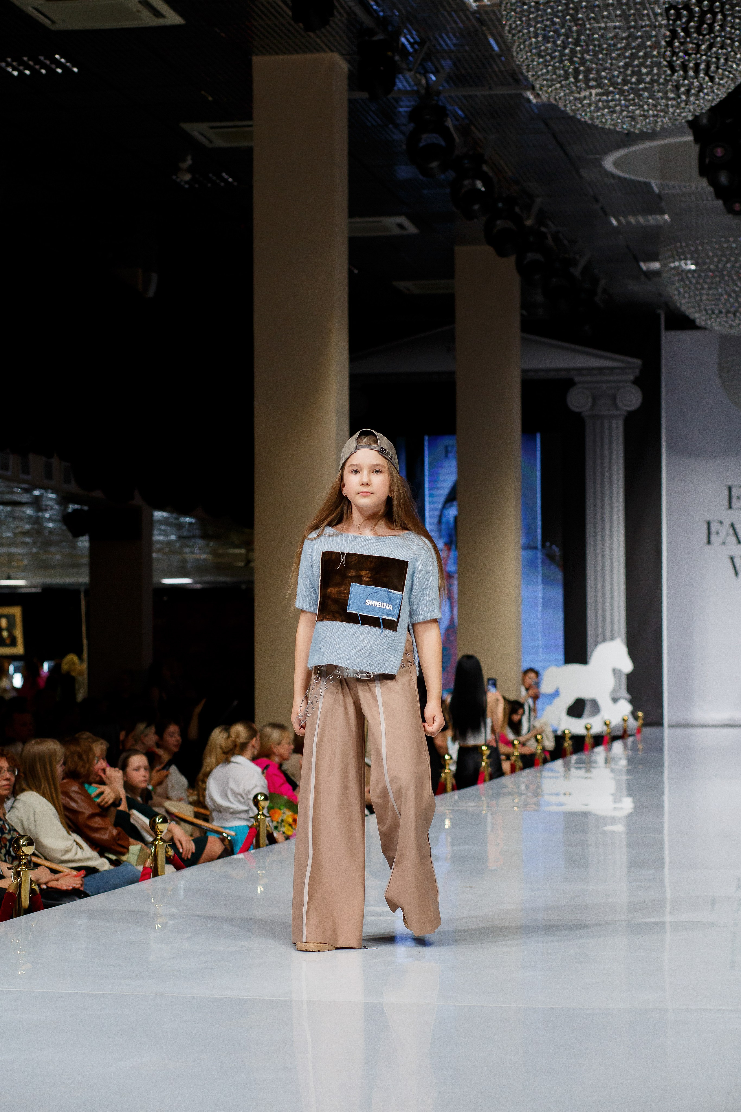 Показ дизайнера Надежды Шибиной на Estet Fashion Week. Фотограф в Подольске — Мария Бучнева