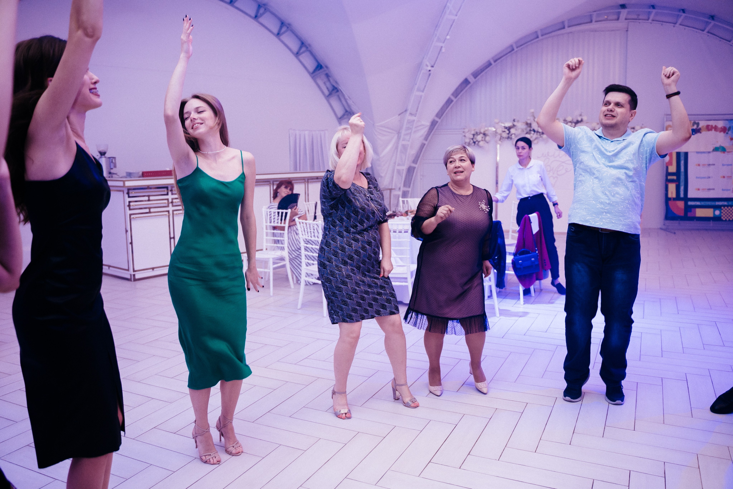 Ави Центр. Свадебный фотограф в Симферополе