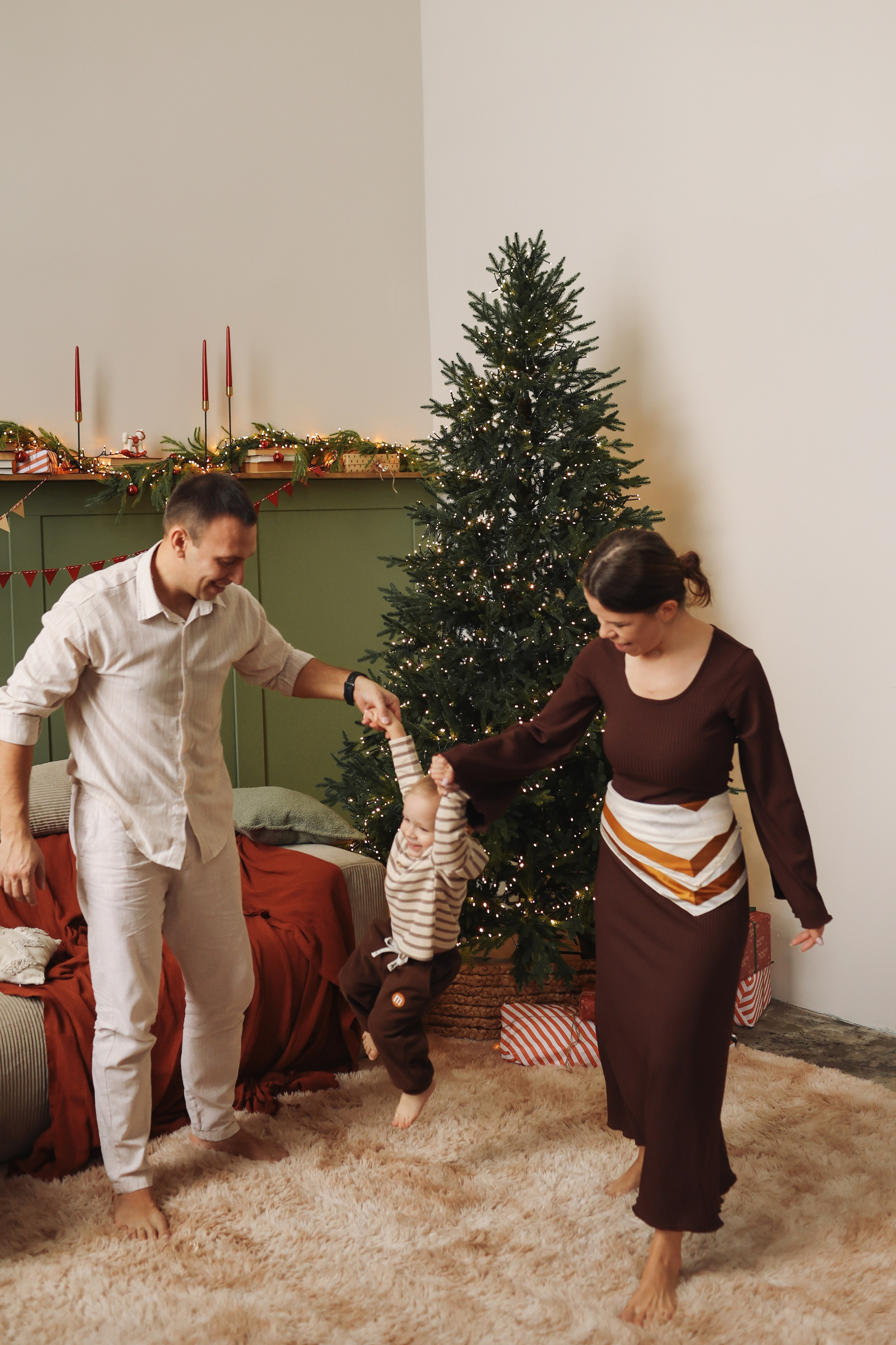 Таня Николай и маленький Савелий. Фотограф Владимир Москва