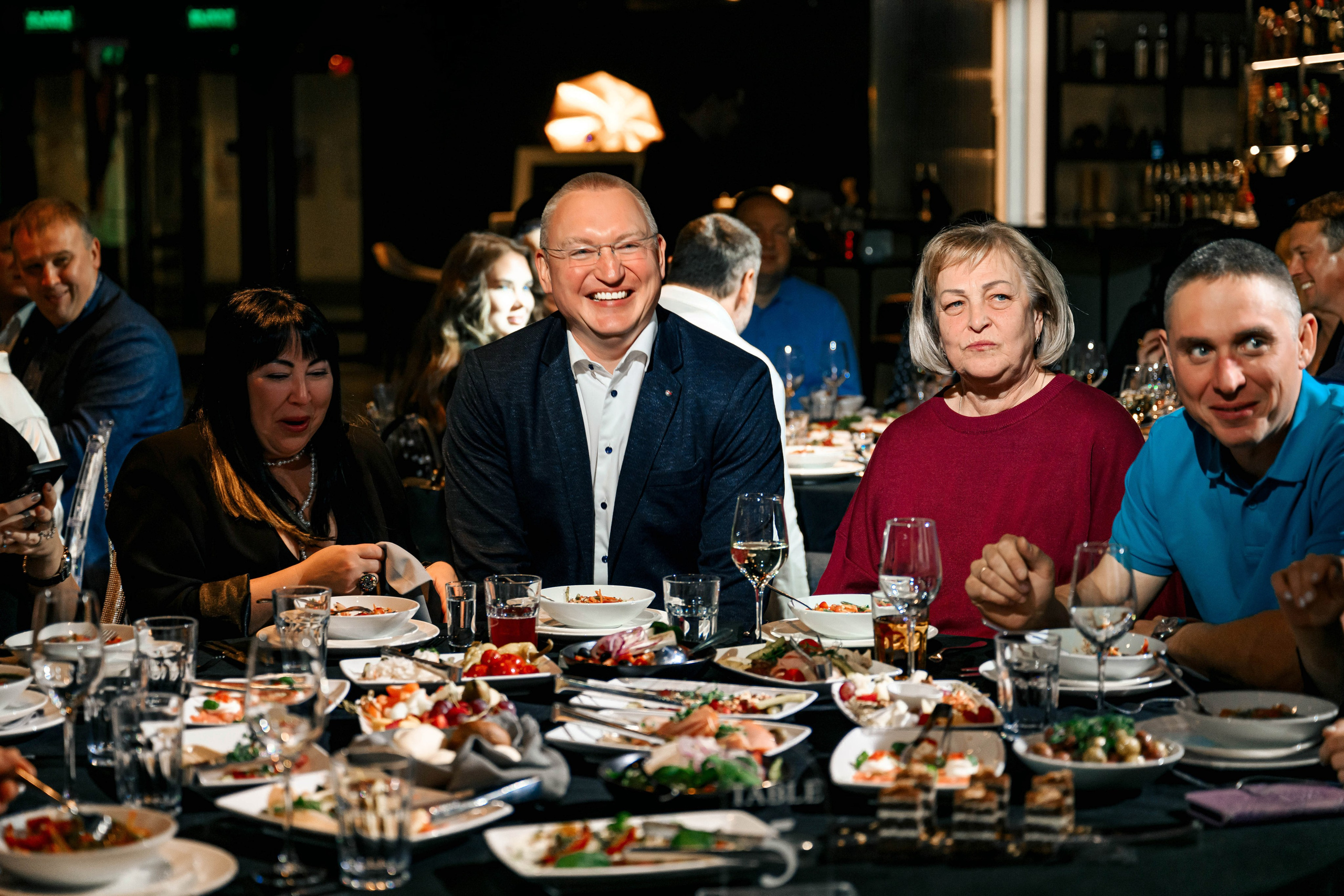 Happy Birthday. Максим Комаров — Профессиональный фотограф