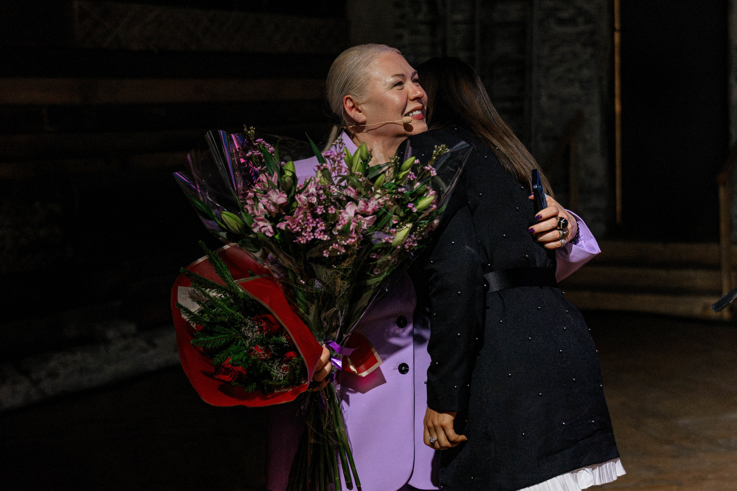 YOUTUBE ЖУРНАЛ ЖЕНЩИНЫ. Максим Комаров — Профессиональный фотограф