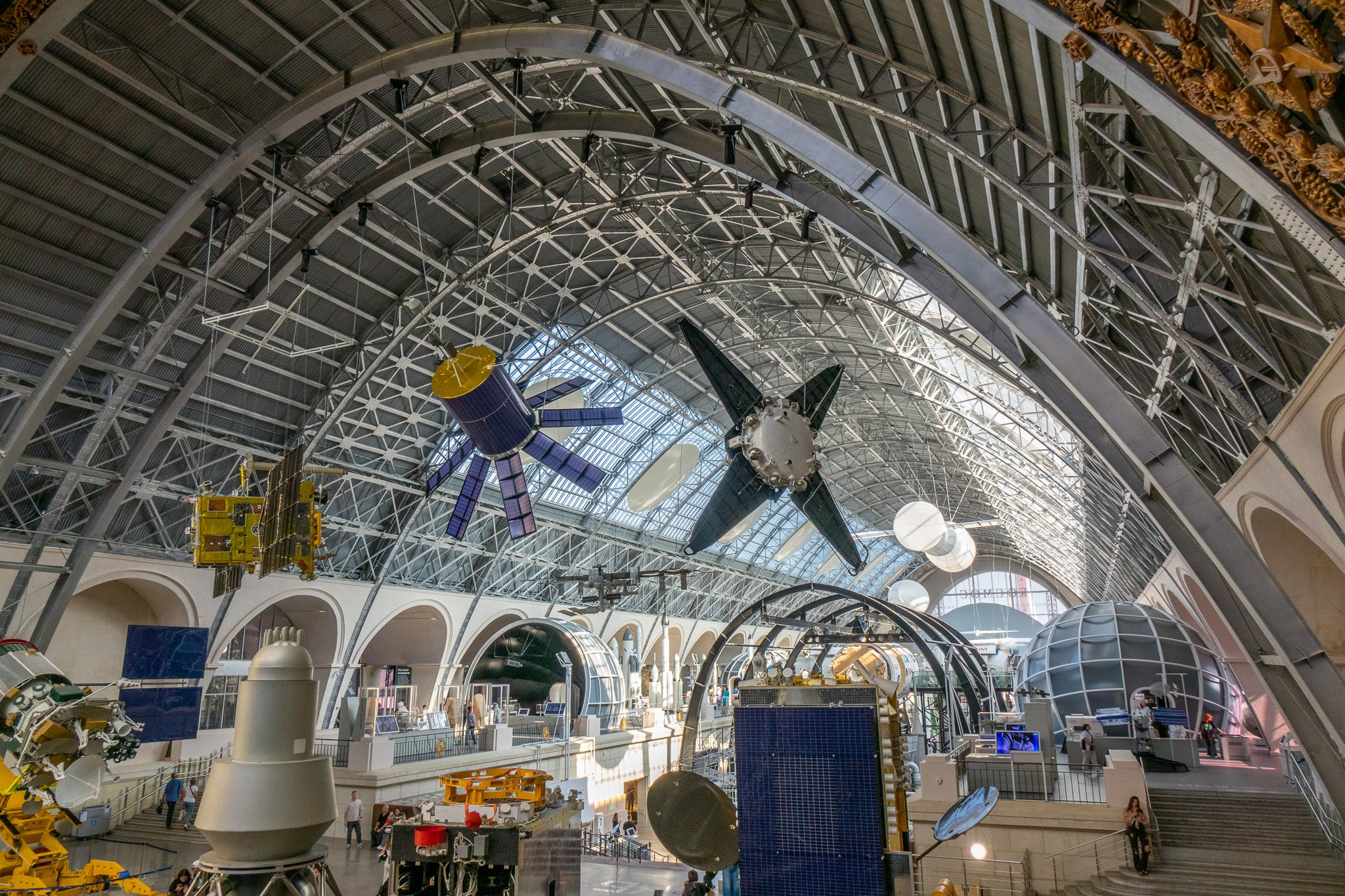 Достопримечательности Москвы. Коммерческая фотосъёмка городской среды, архитектуры и производственных объектов