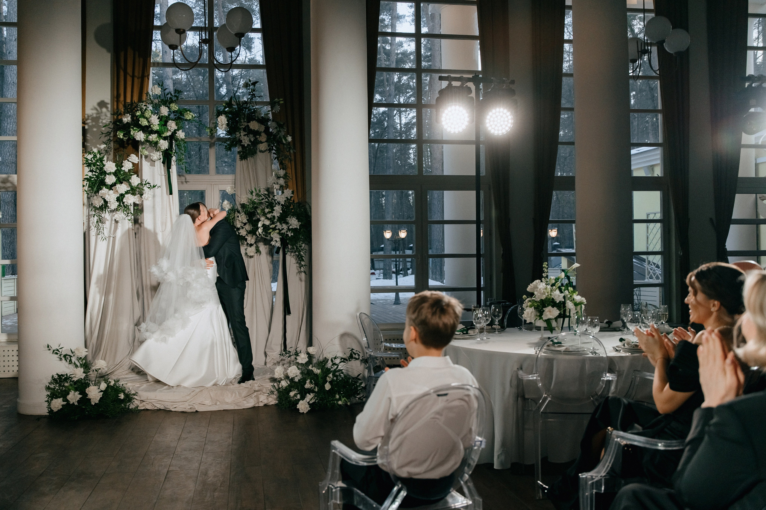 Свадебный банкет на вилле Политика. Свадебный фотограф Москва