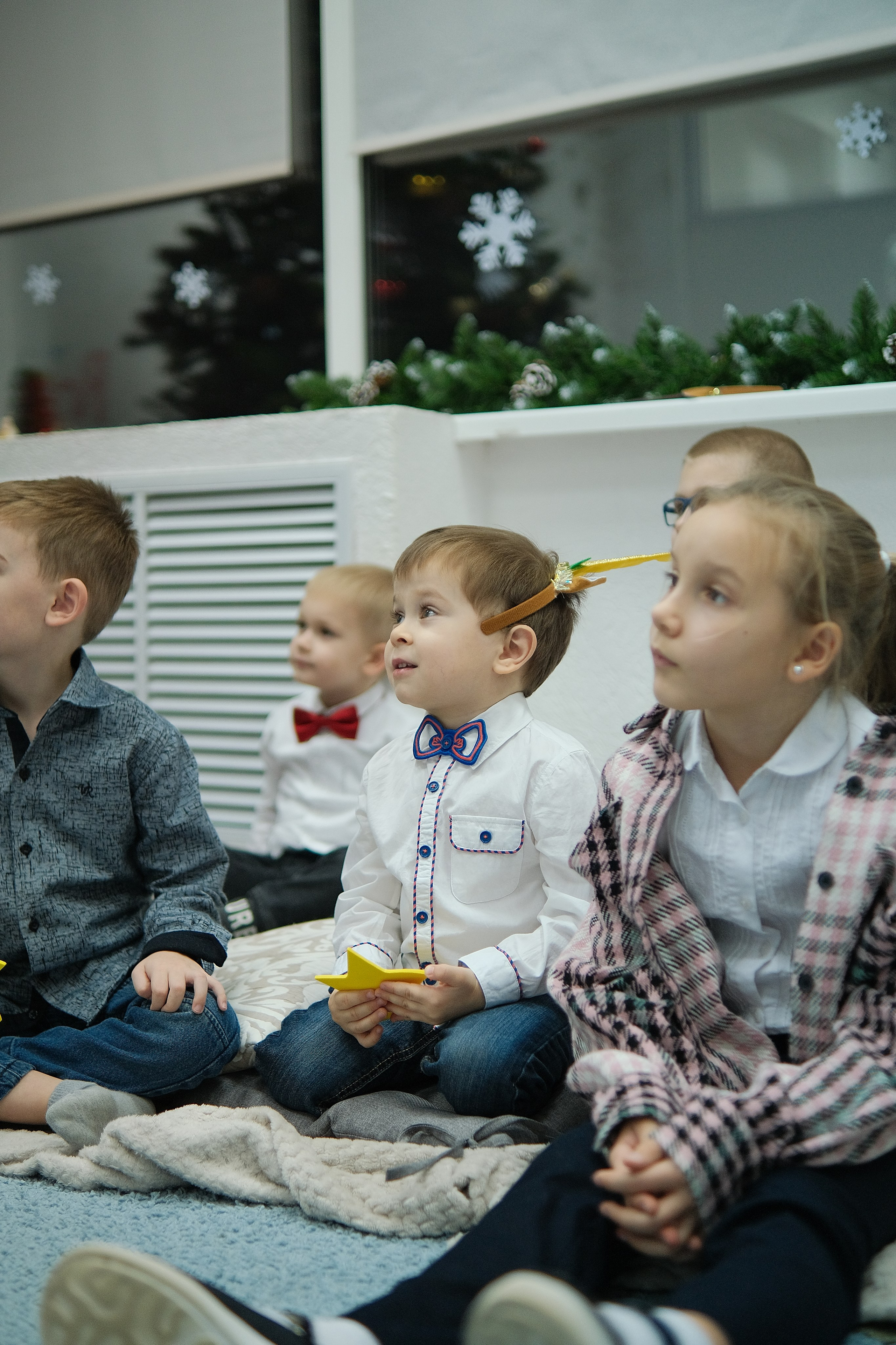 Мир знаний (Новогодний утренник). Serg_film