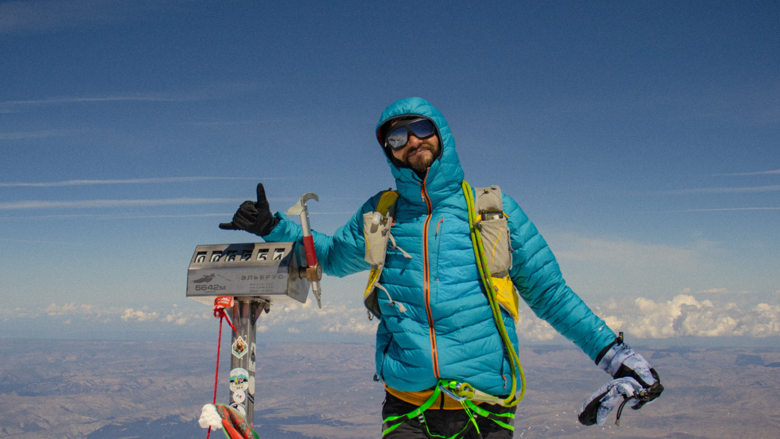 Скайранинг. Фотограф на трекинг и восхождение Эльбрус, Приэльбрусье. Елизавета Бобок