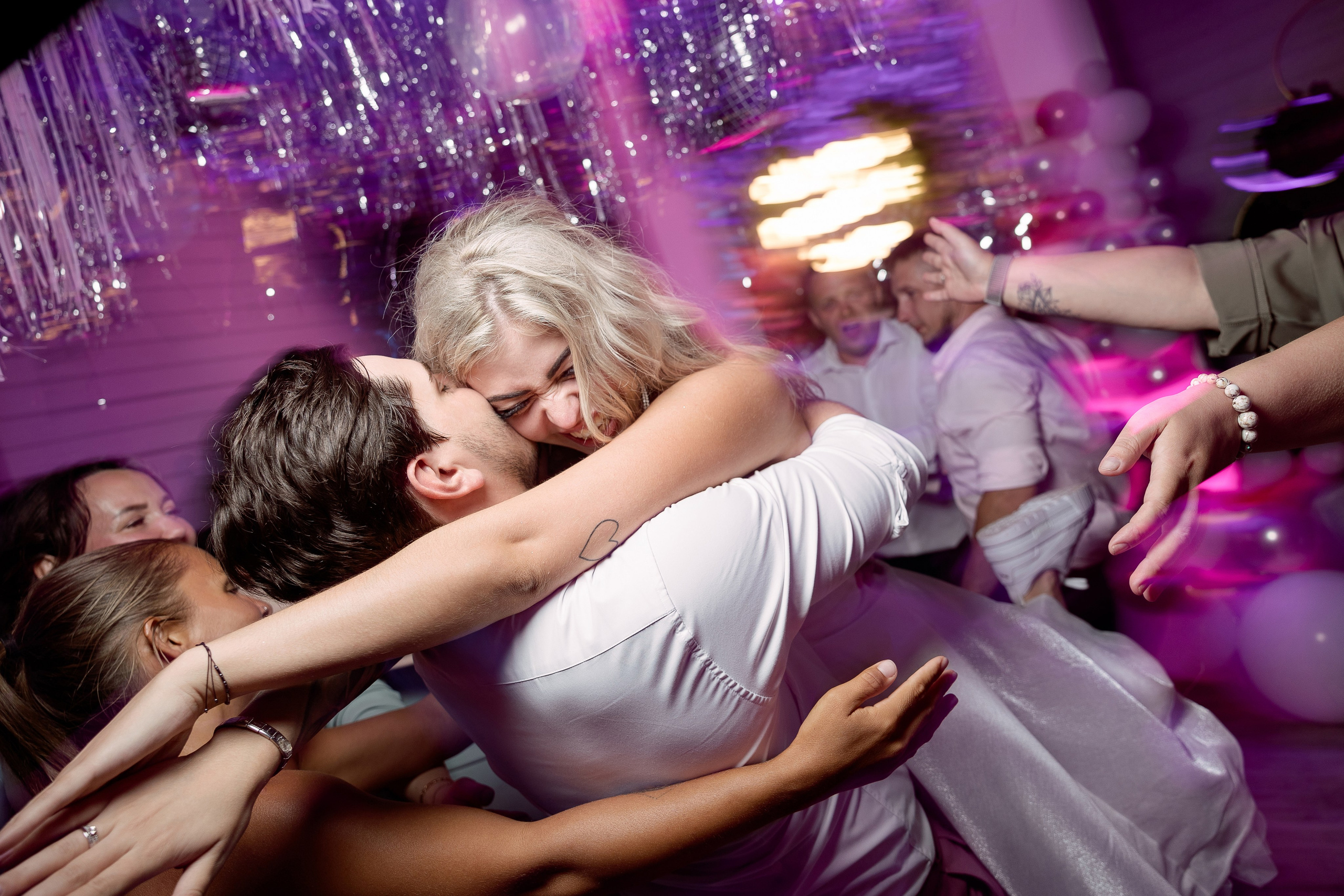 Свадебная вечеринка. Репортаж. Свадебный фотограф в Санкт-Петербурге Павел Резниченко