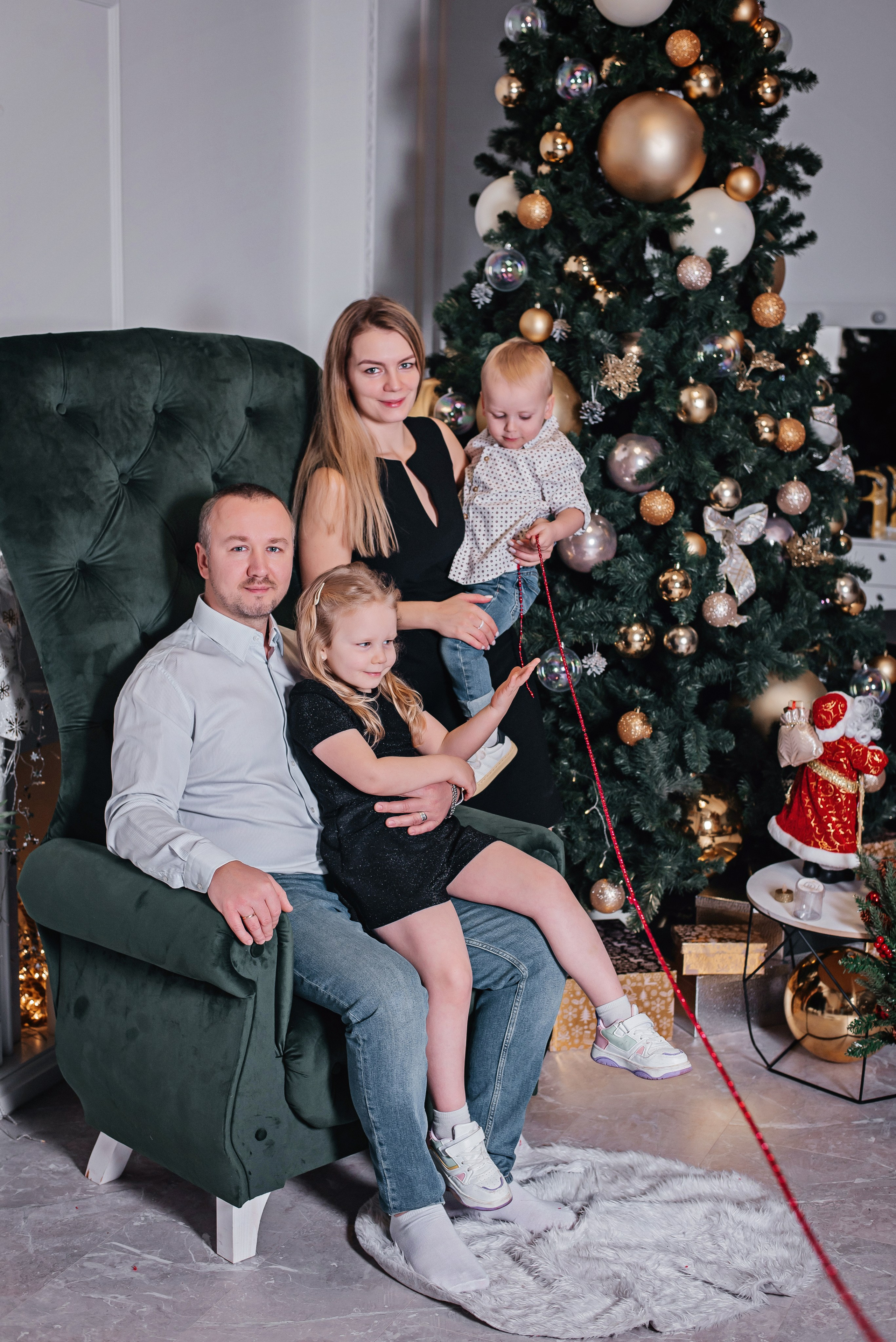 Виктория в студии. Детский и семейный фотограф выпускной альбом Приморско-Ахтарск