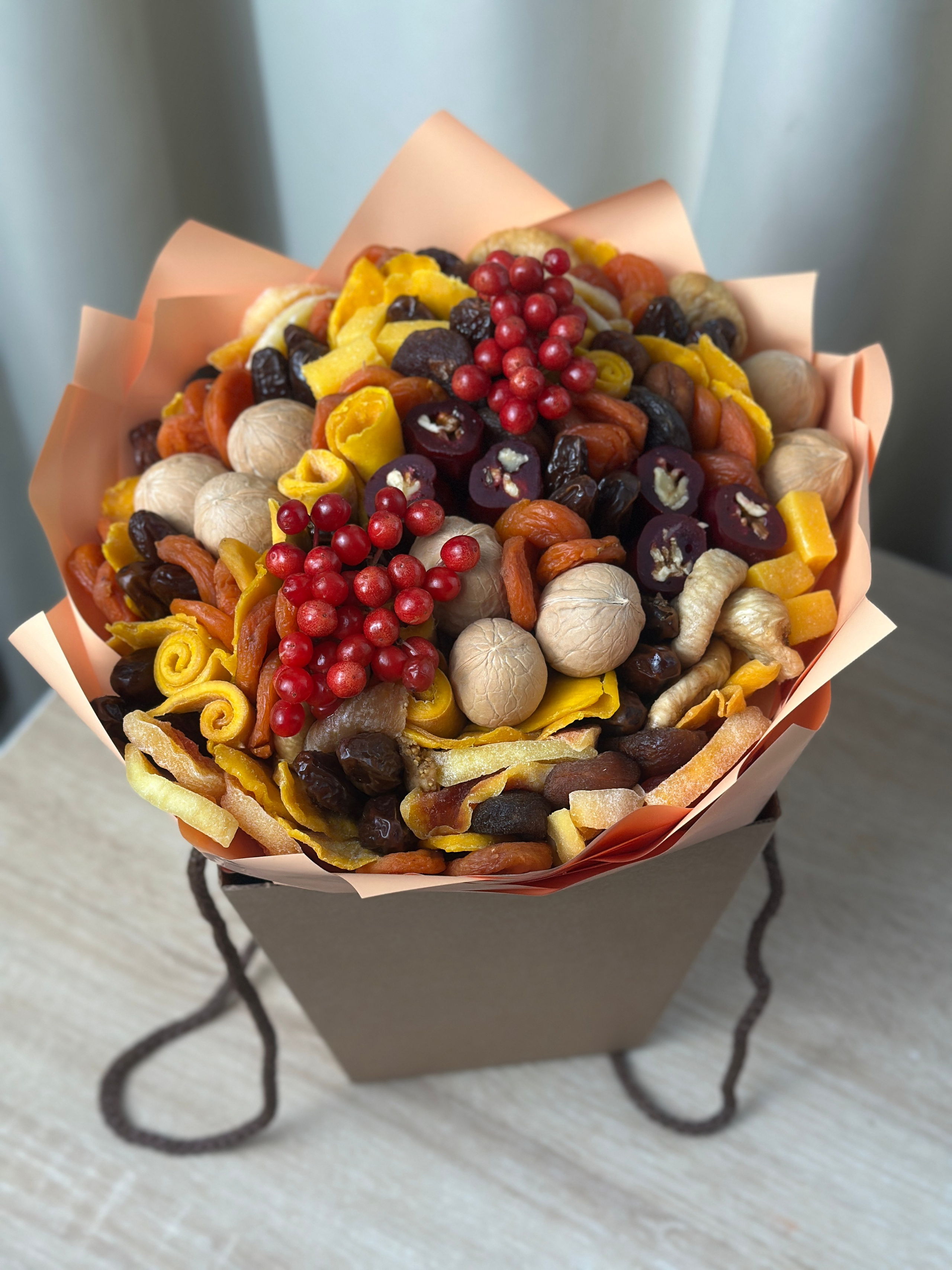 СухоФруктовые. Выездной кейтеринг, съедобные букеты, торты и сладости на заказ