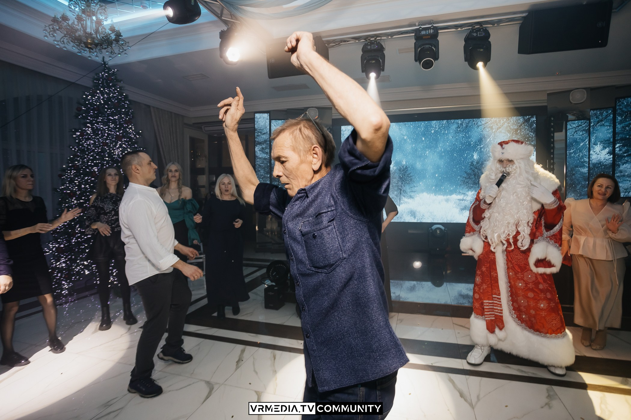 Мюзикл «12 Месяцев» в ресторане «Лазурный берег»