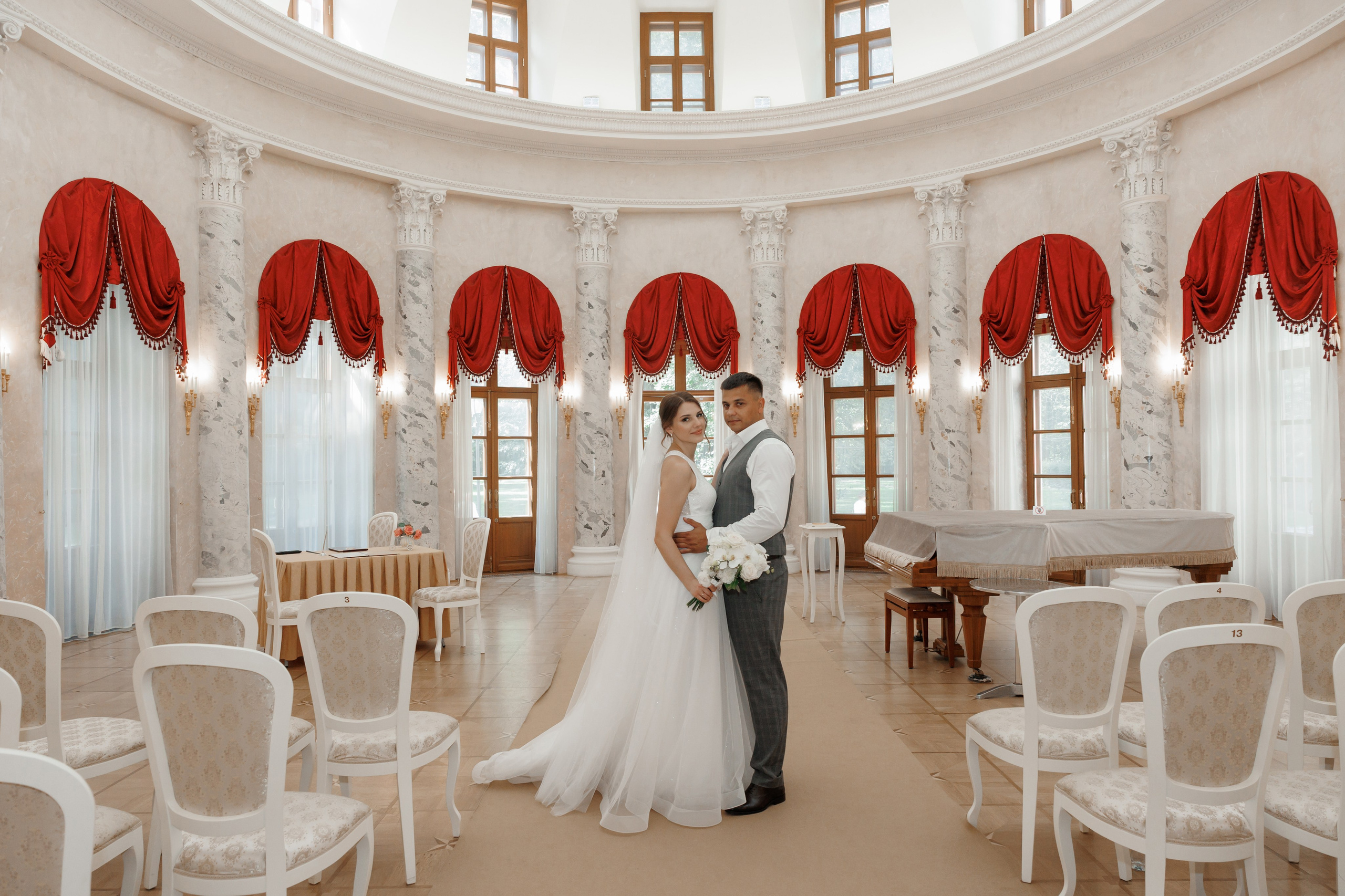 ЗАГС Бутово и Остафьево. Свадебный и репортажный фотограф (Москва, Королев и другие)