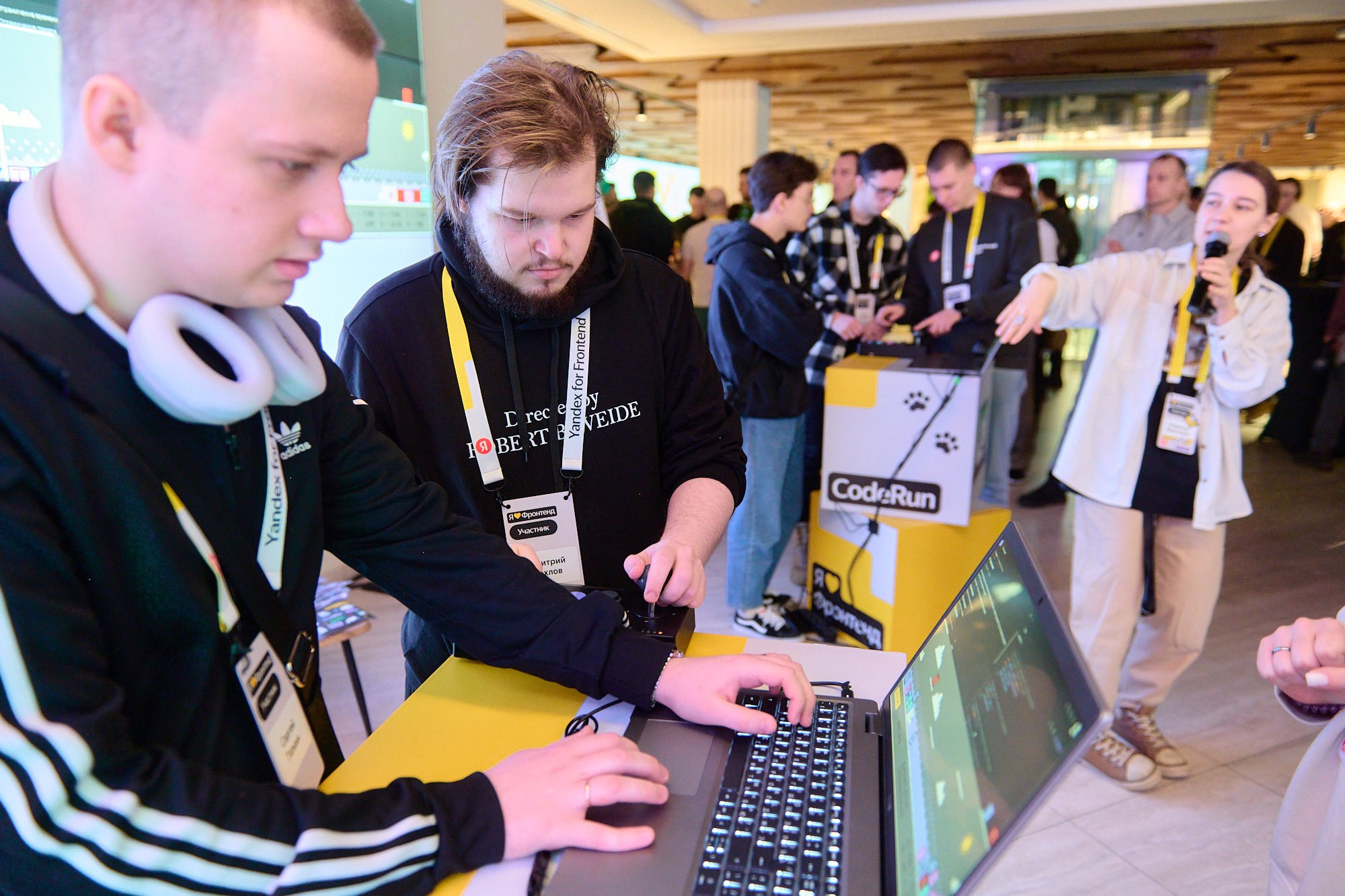 Яндекс Frontend. Репортажный фотограф в Москве Вадим Францев