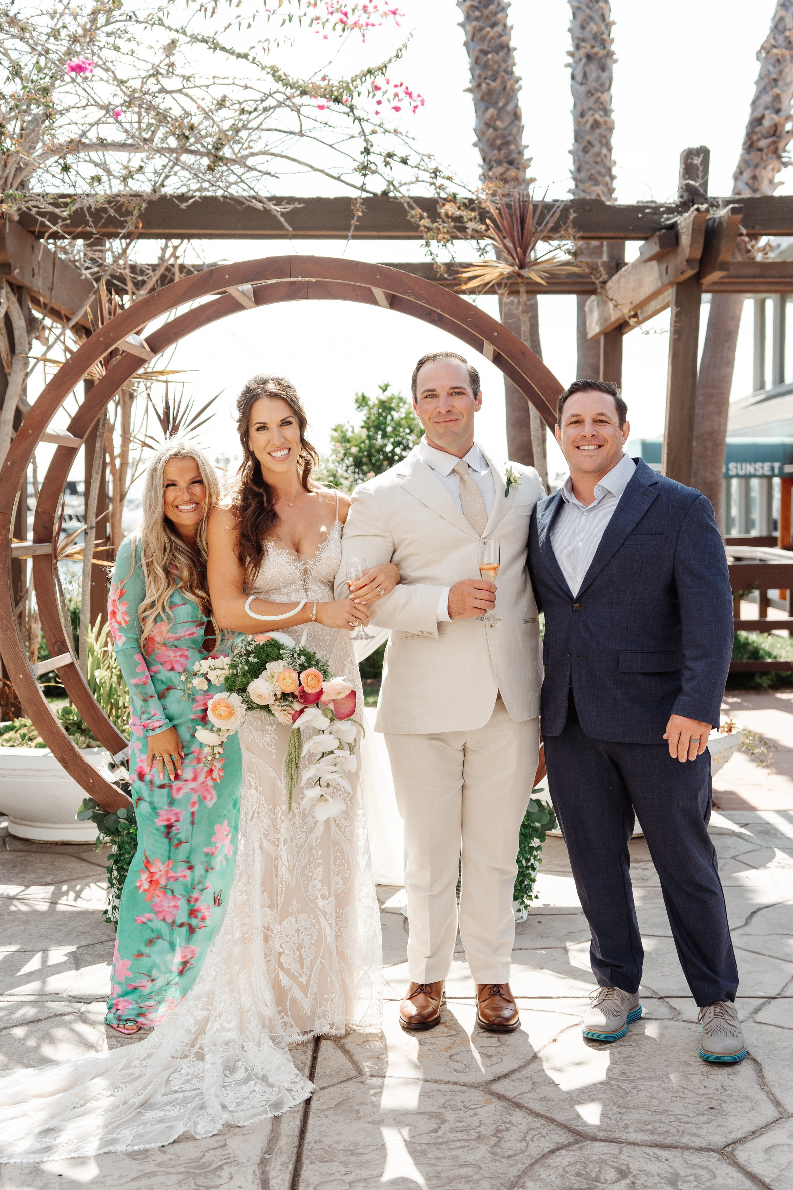 2025-08-16_BryanAmber. Ретушер Зенькевич Света