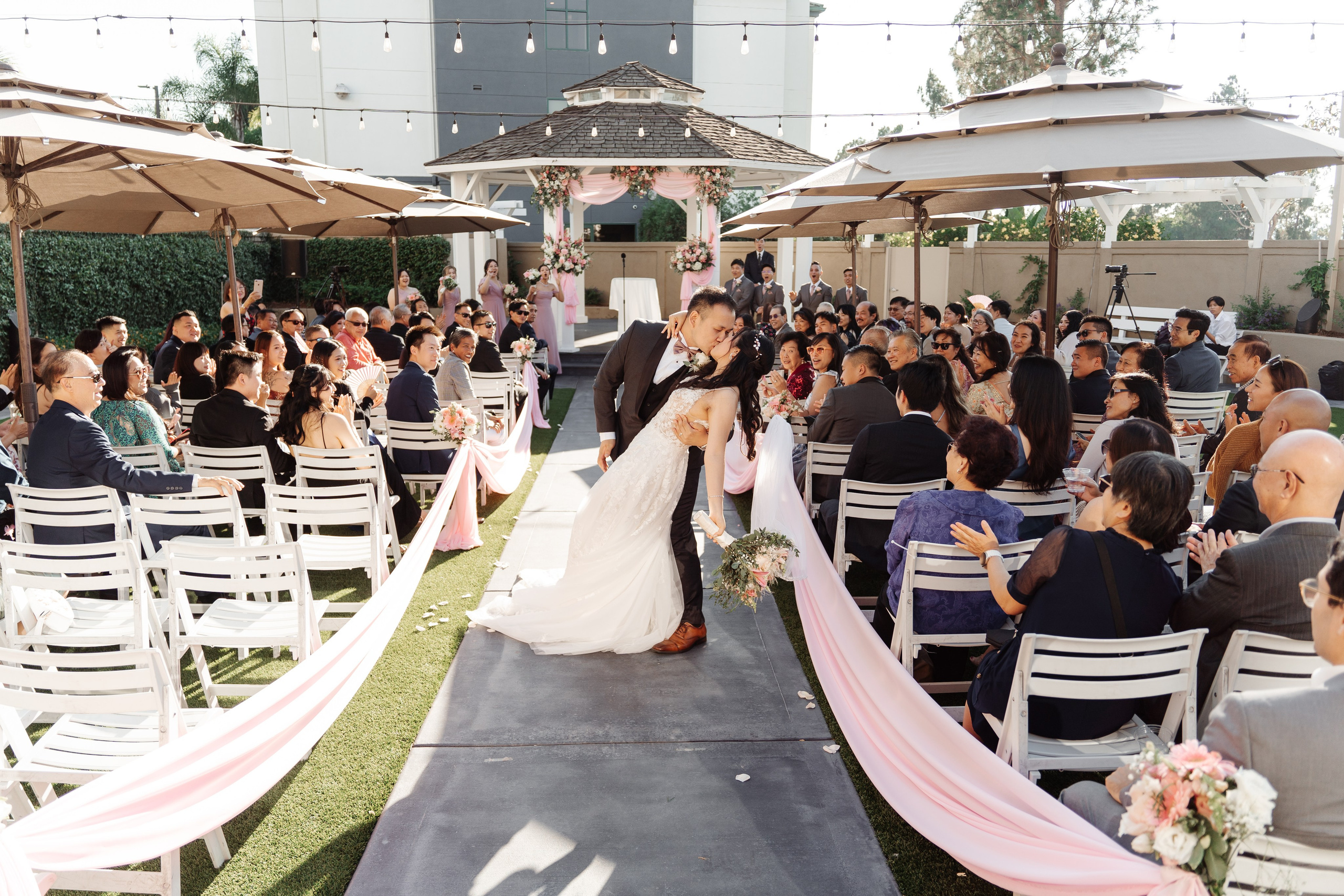 2025-08-16_AndreaChristopher. Ретушер Зенькевич Света