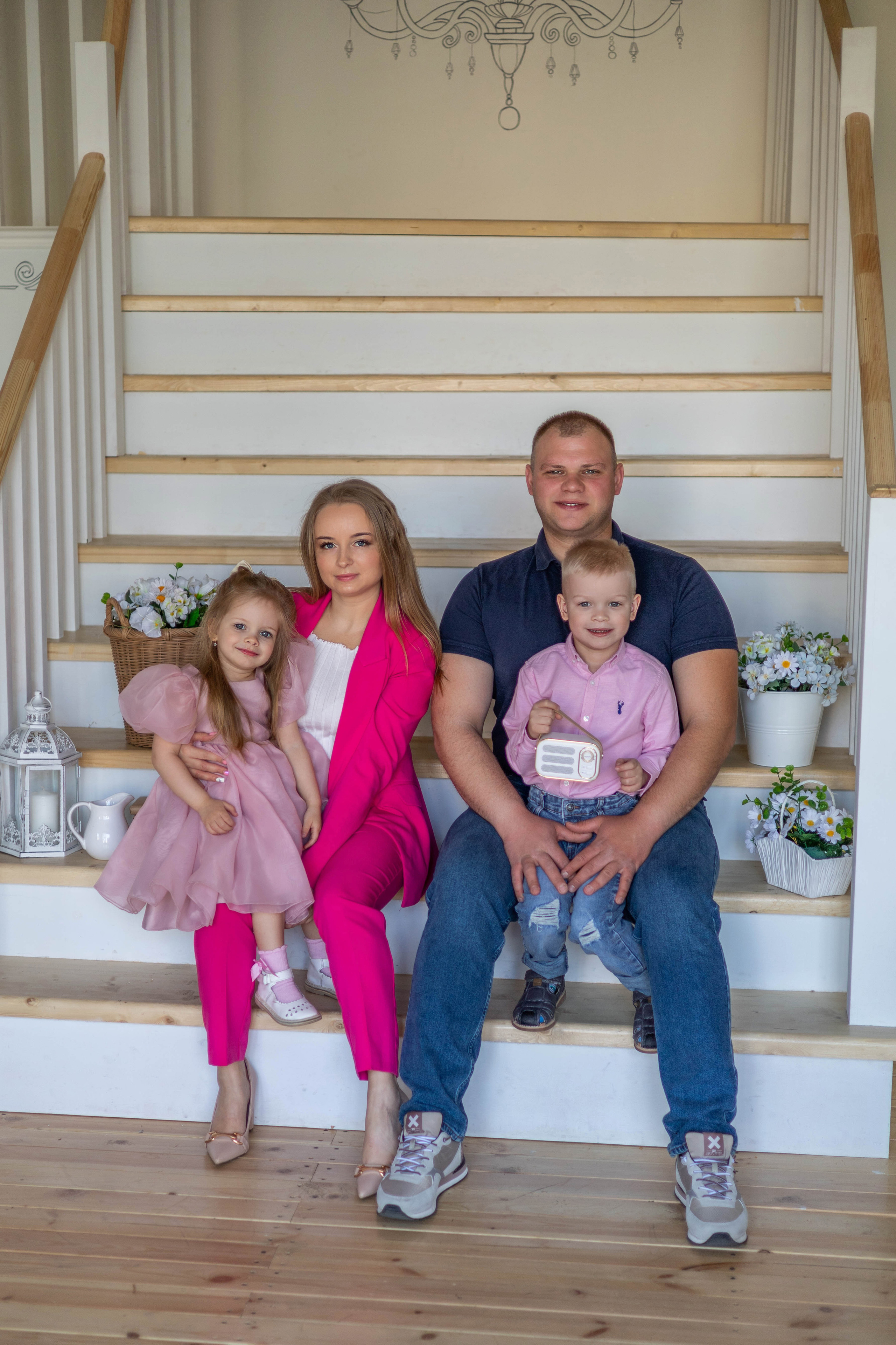 Семейная фотосессия в студии