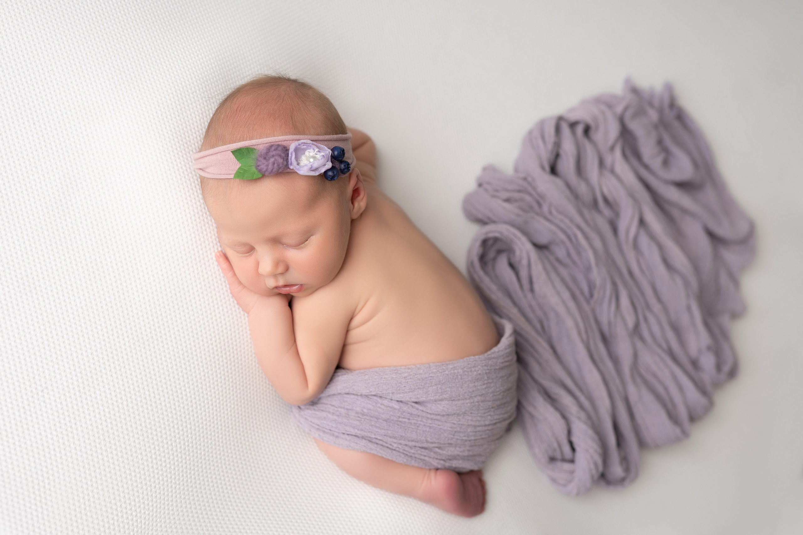 Вероника. Фотограф новорождённых в Минске. Годик под ключ