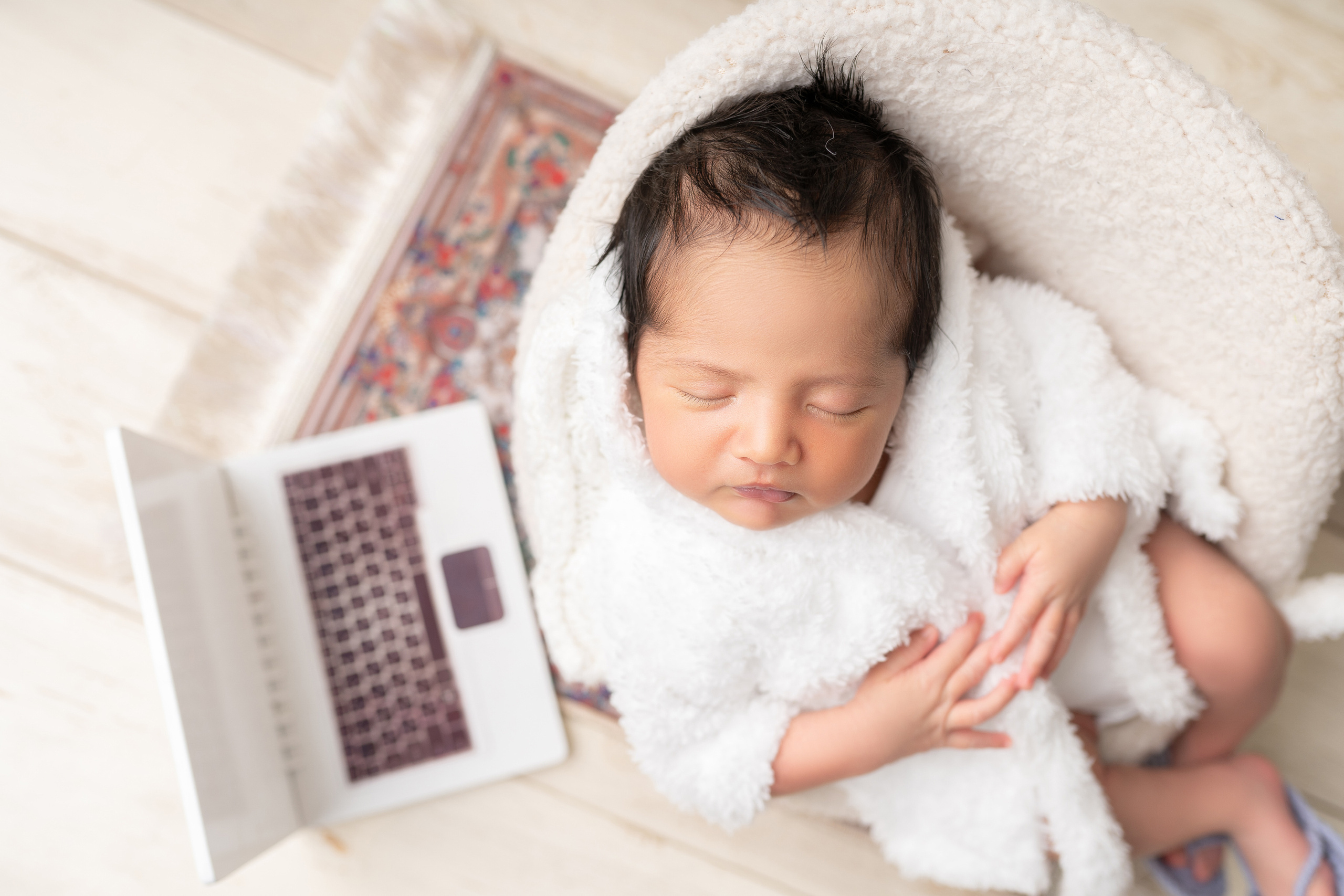 Микаэль. Фотограф новорождённых в Минске. Годик под ключ