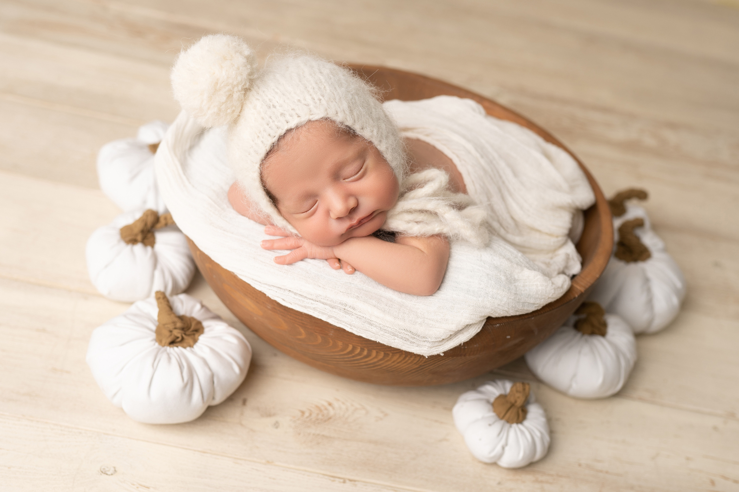 Амина и Мухаммад. Фотограф новорождённых в Минске. Годик под ключ