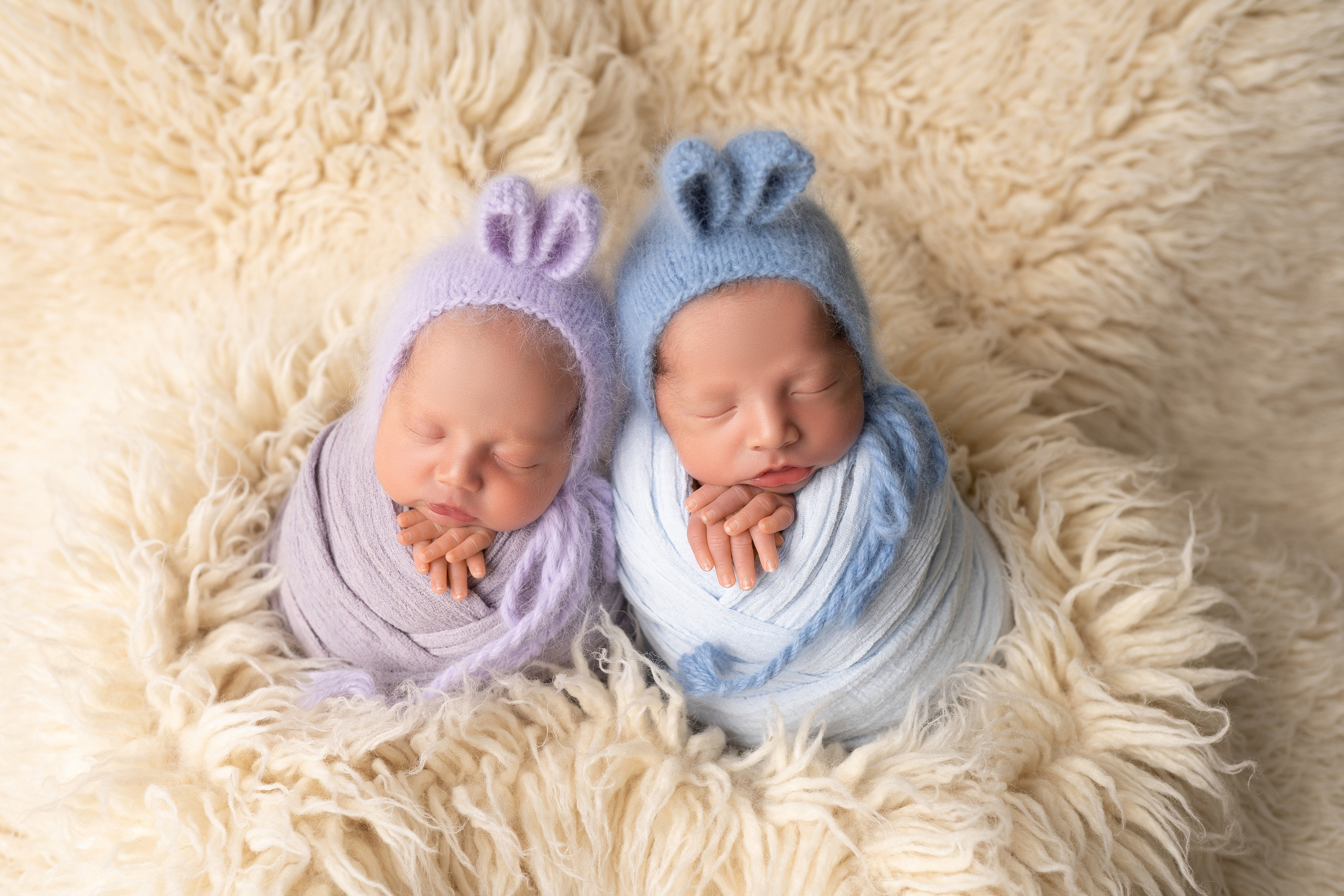 Амина и Мухаммад. Фотограф новорождённых в Минске. Годик под ключ