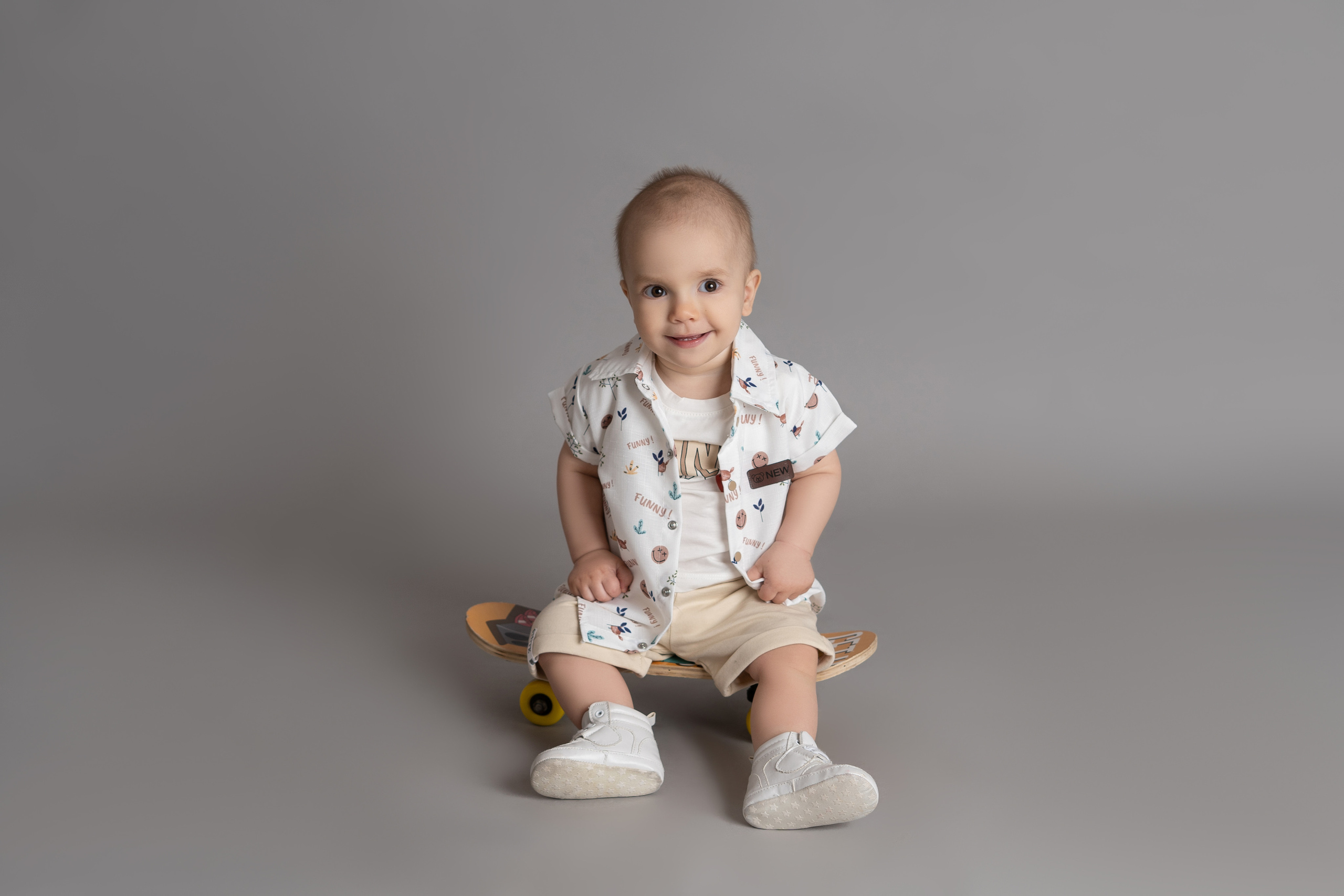 Константин. Фотограф новорождённых в Минске. Годик под ключ